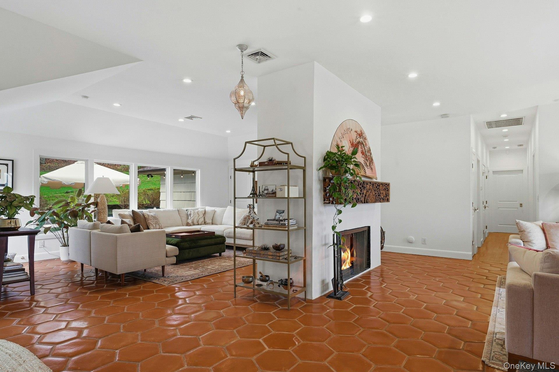 6 Greatmeadow Road