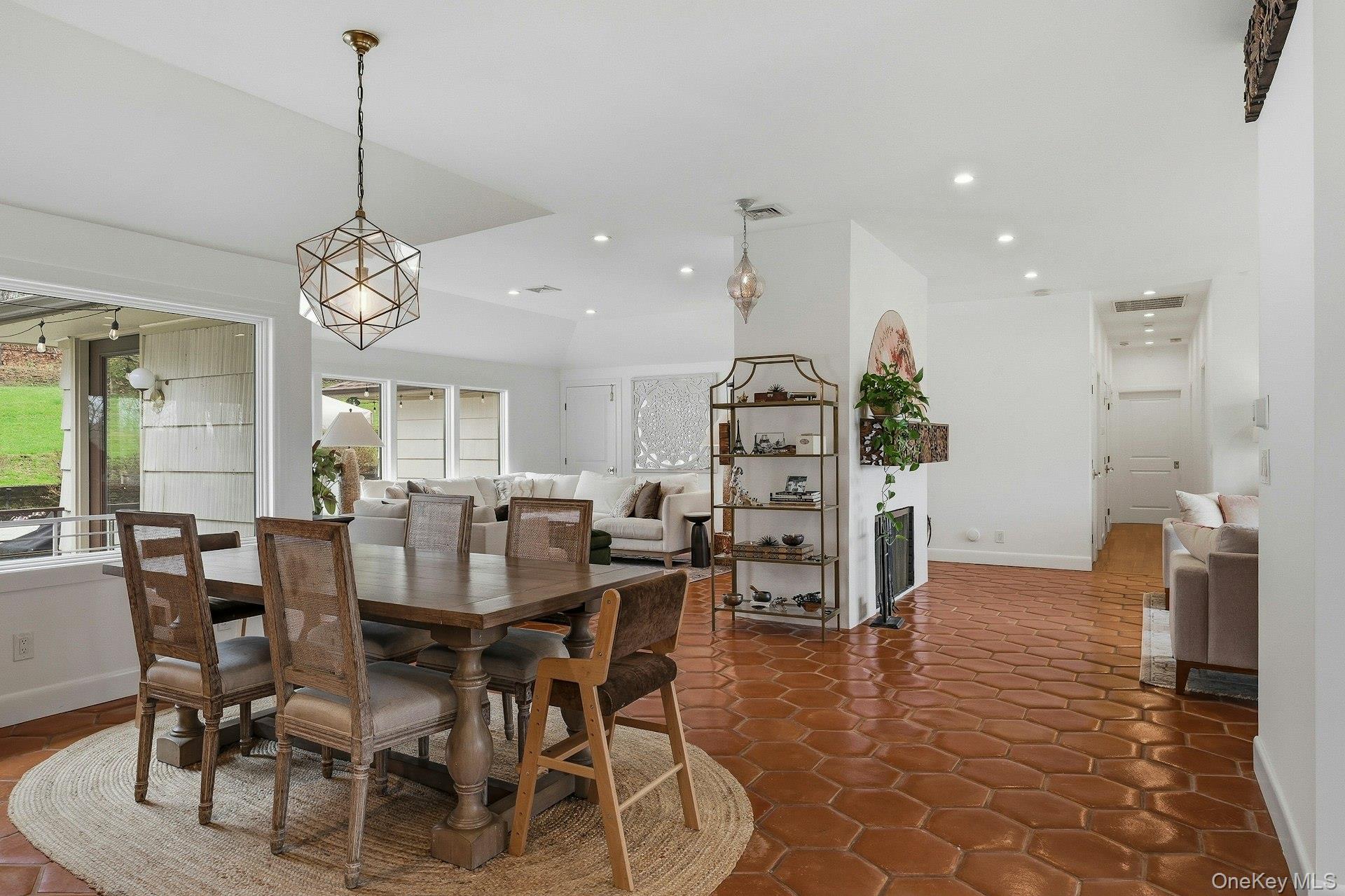 6 Greatmeadow Road