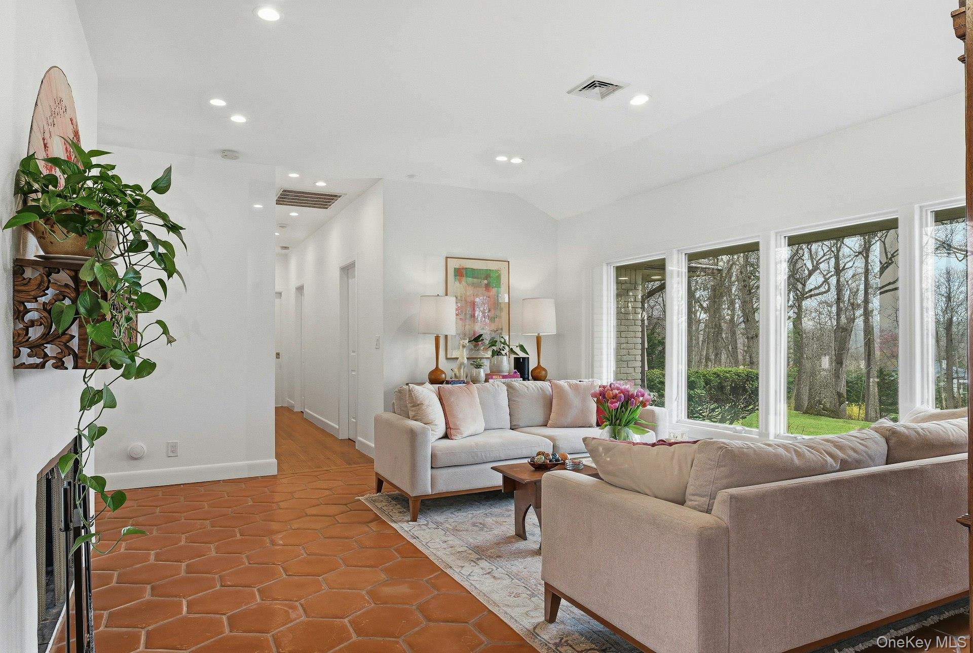 6 Greatmeadow Road