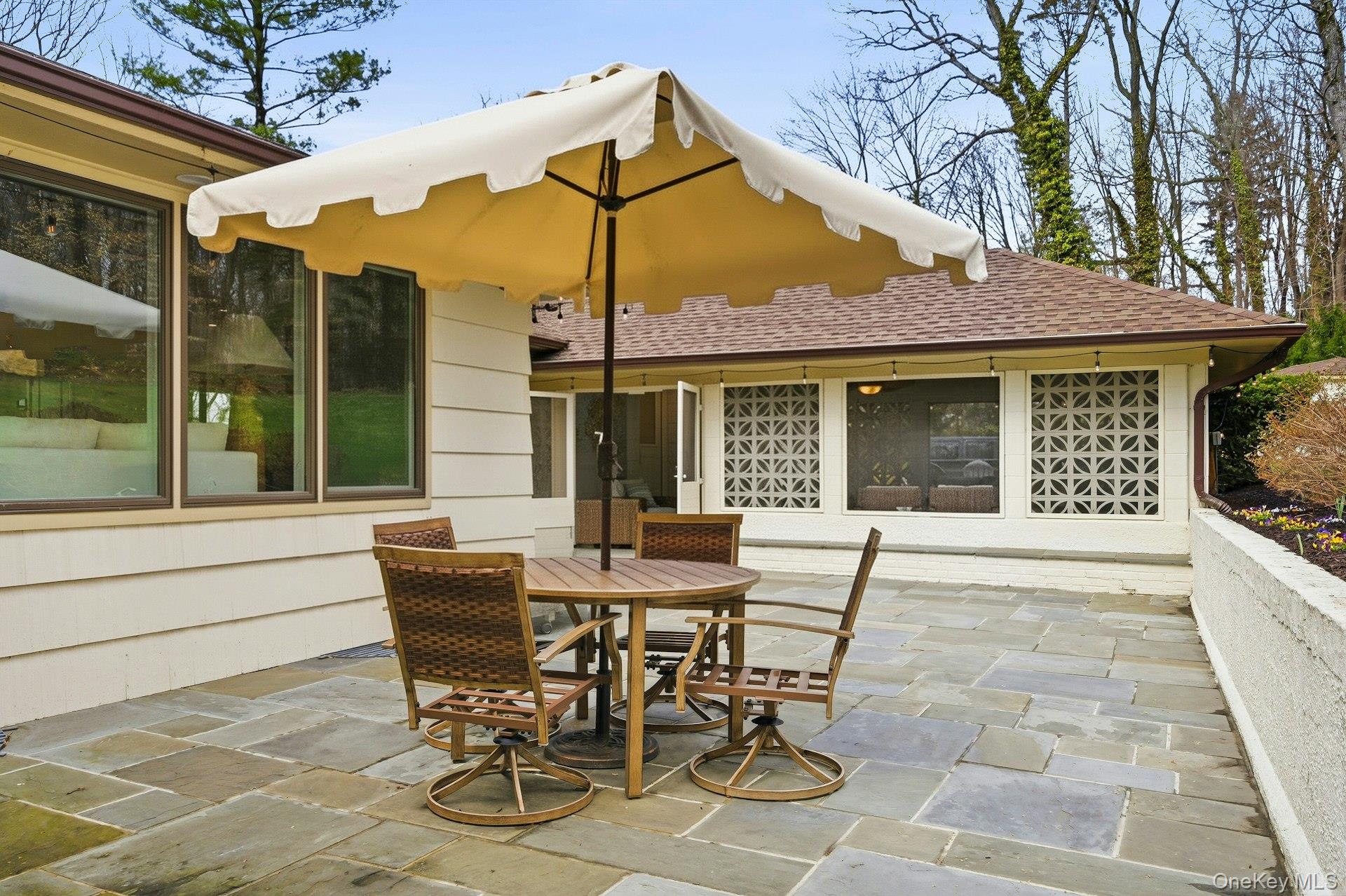6 Greatmeadow Road