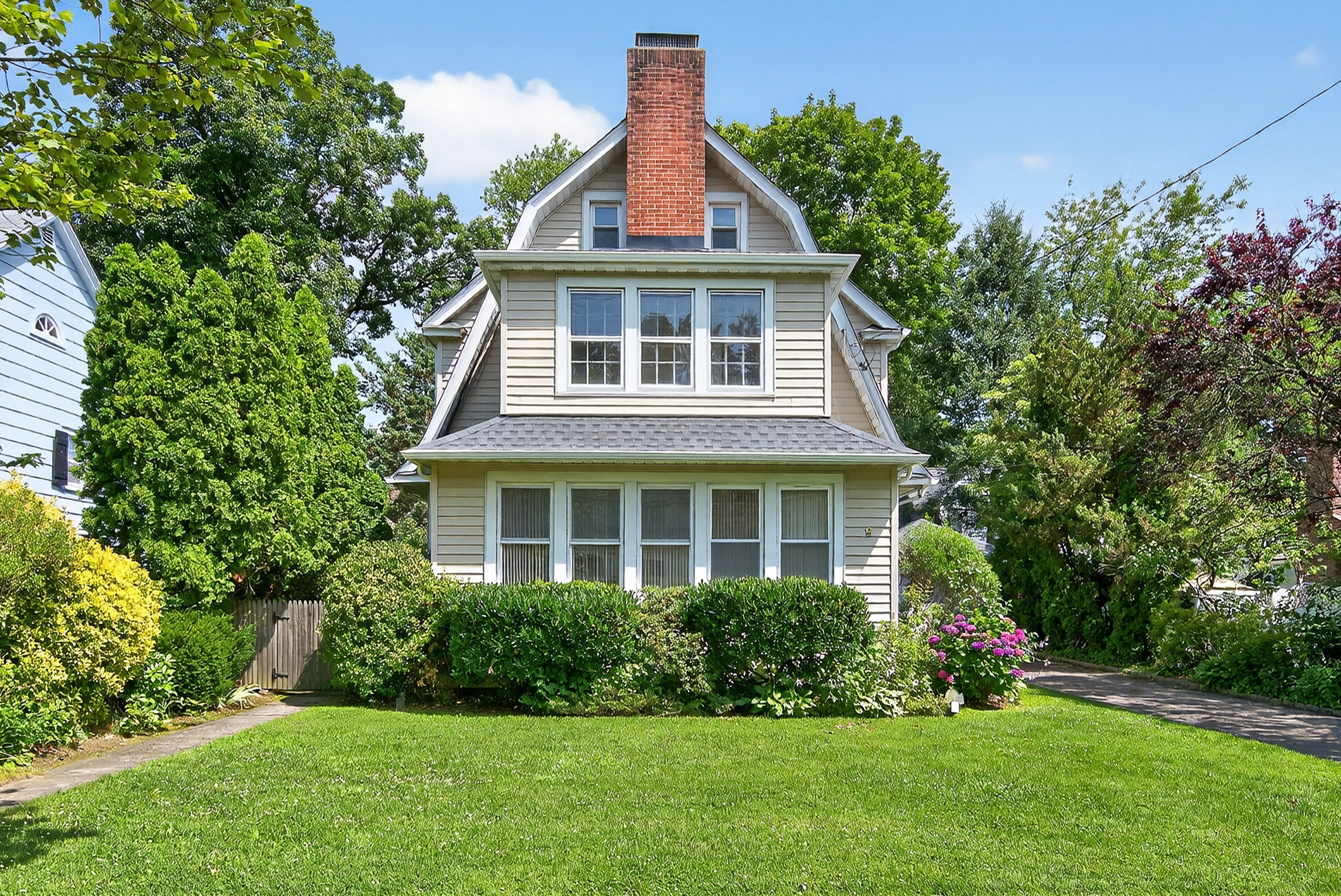 9 Vista Way