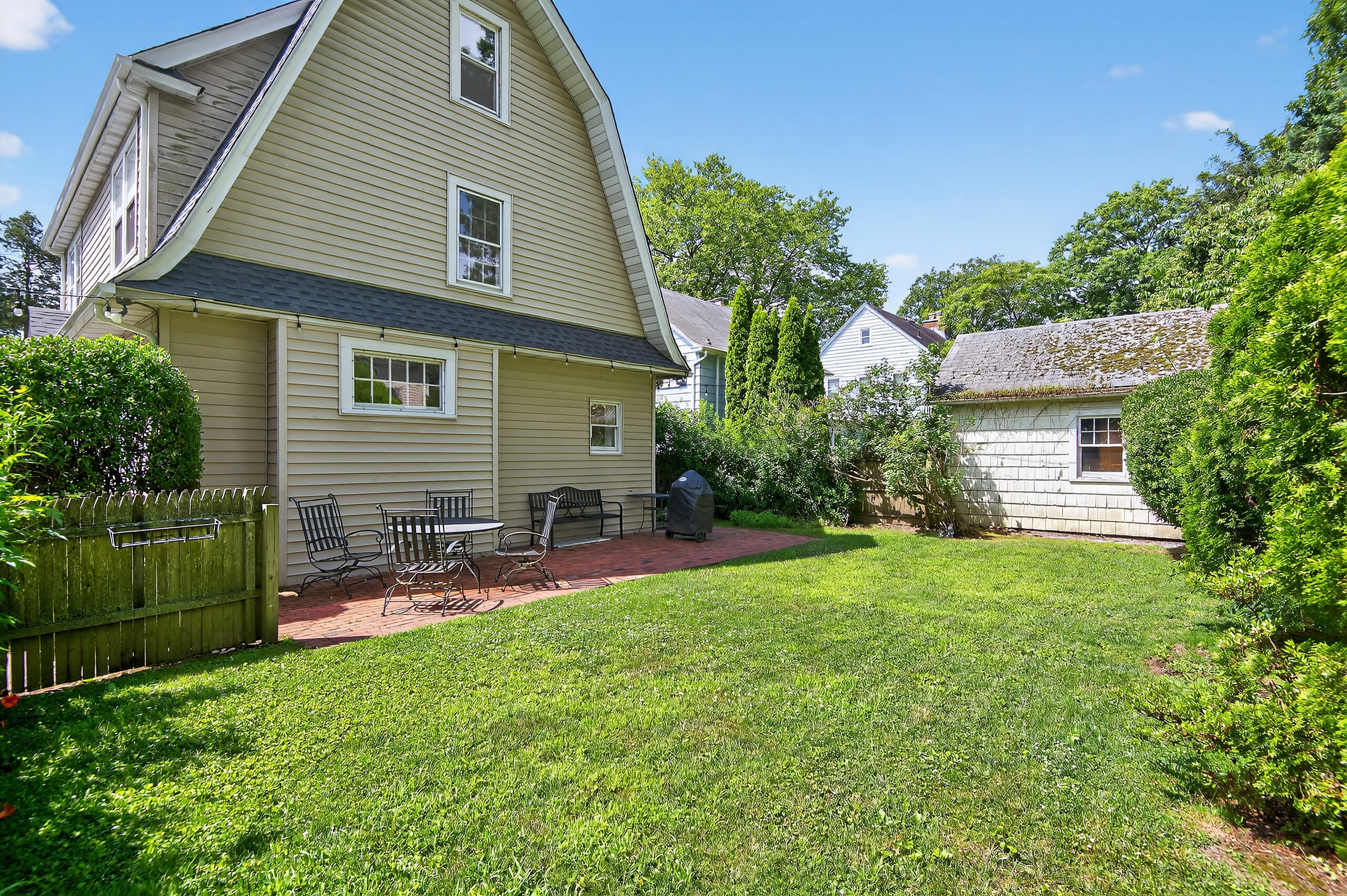 9 Vista Way