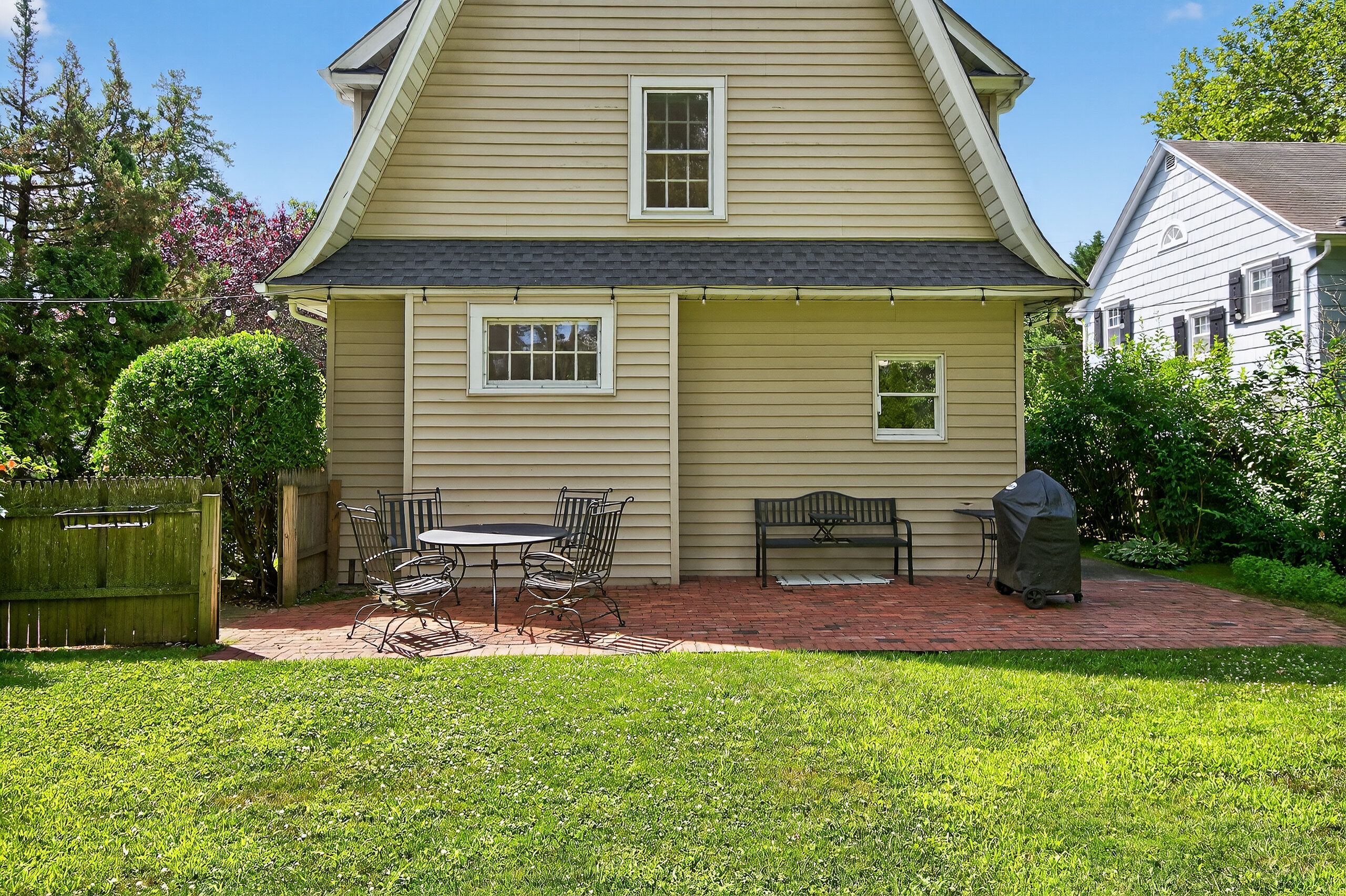 9 Vista Way