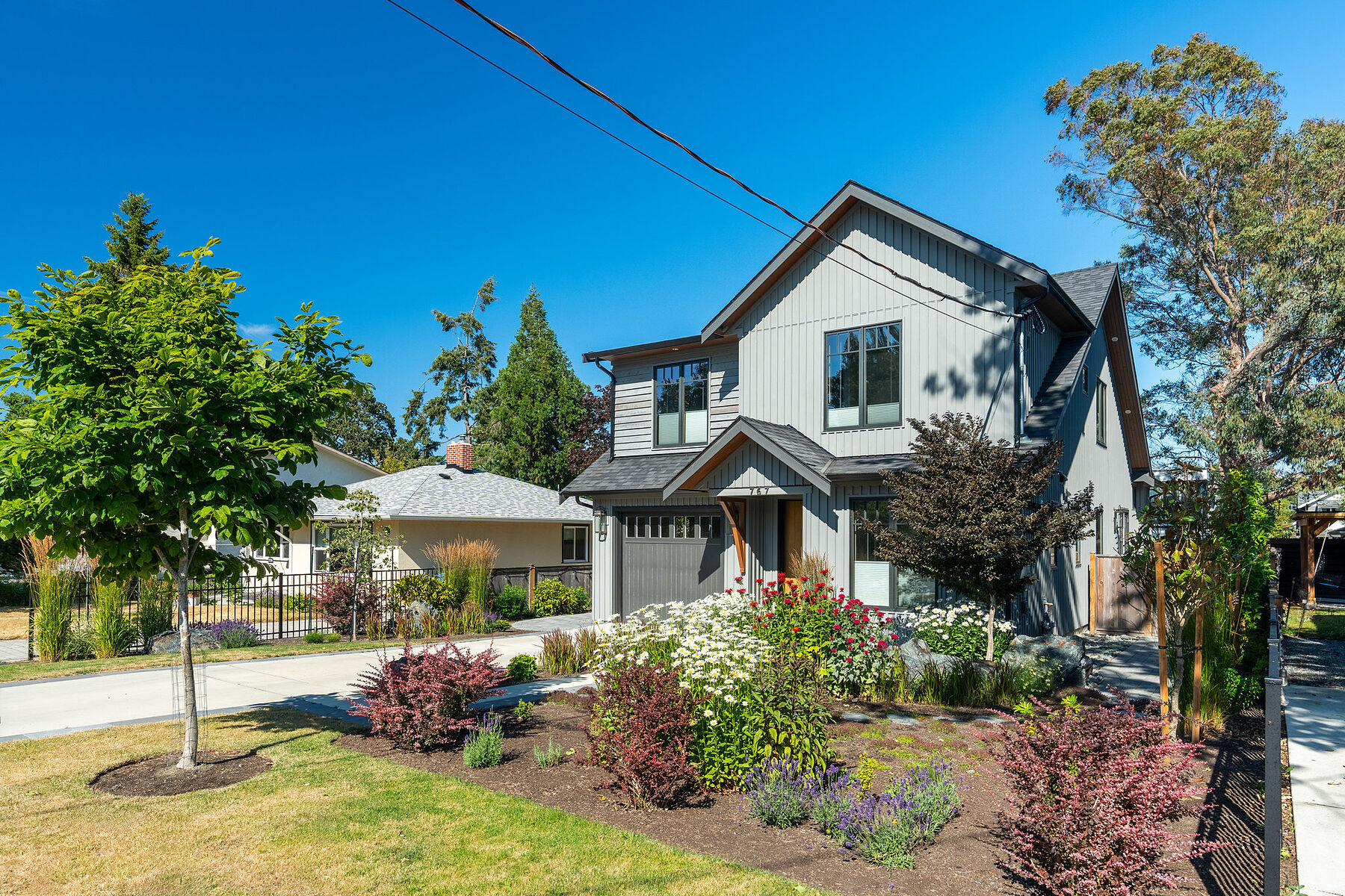 767 Byng Street