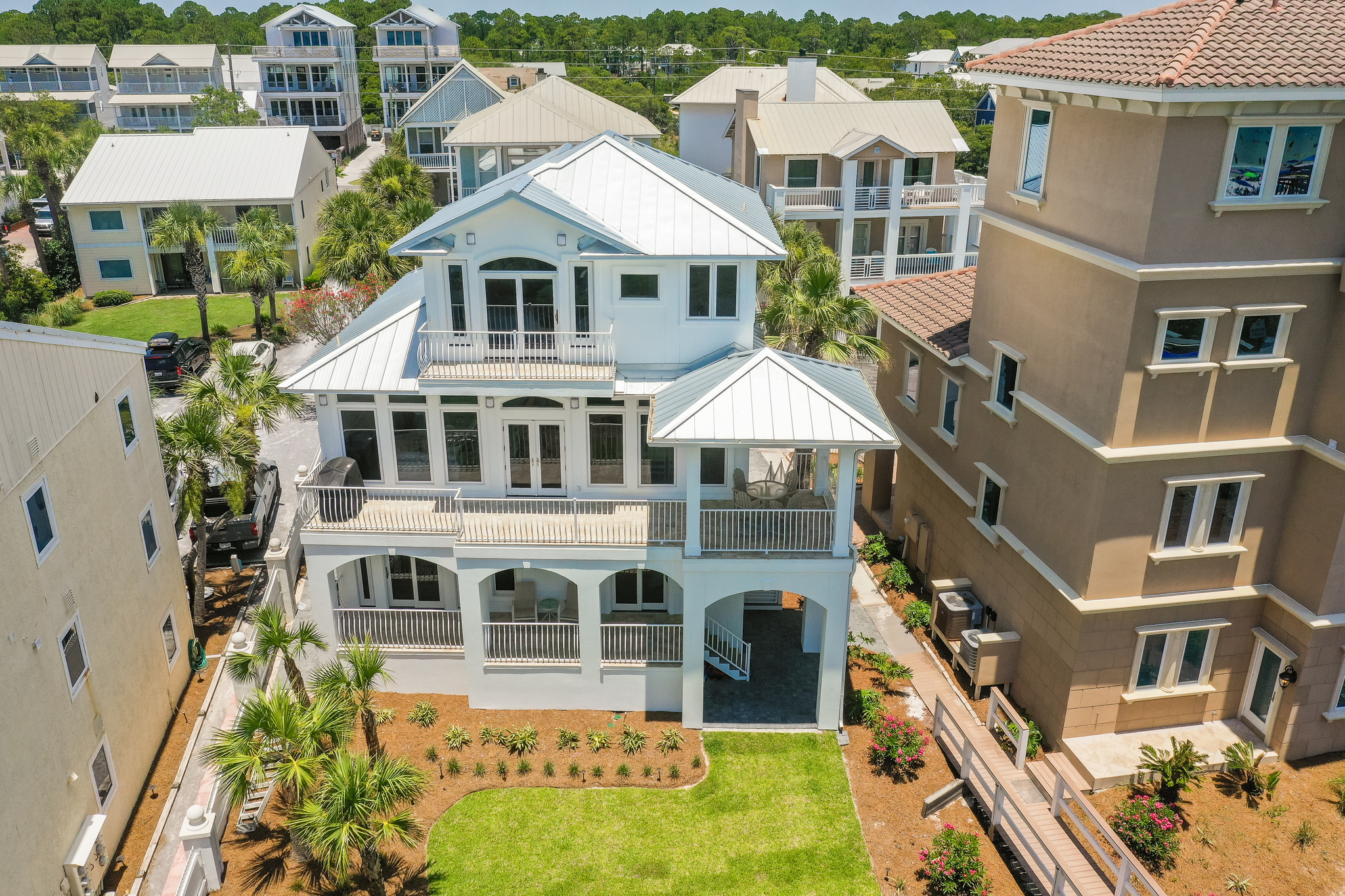 36 South San Juan Avenue 