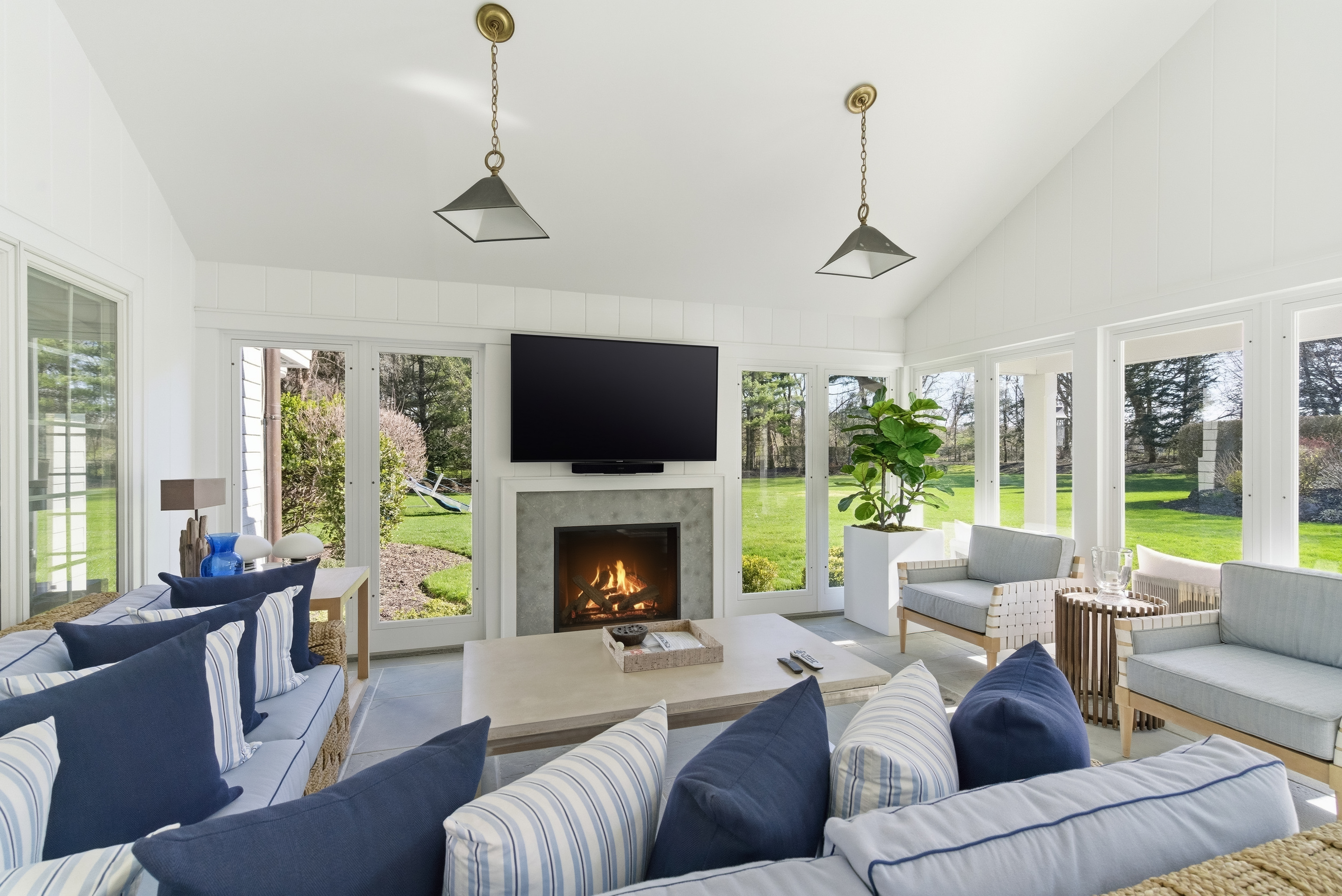 17 Quaker Ridge Road 