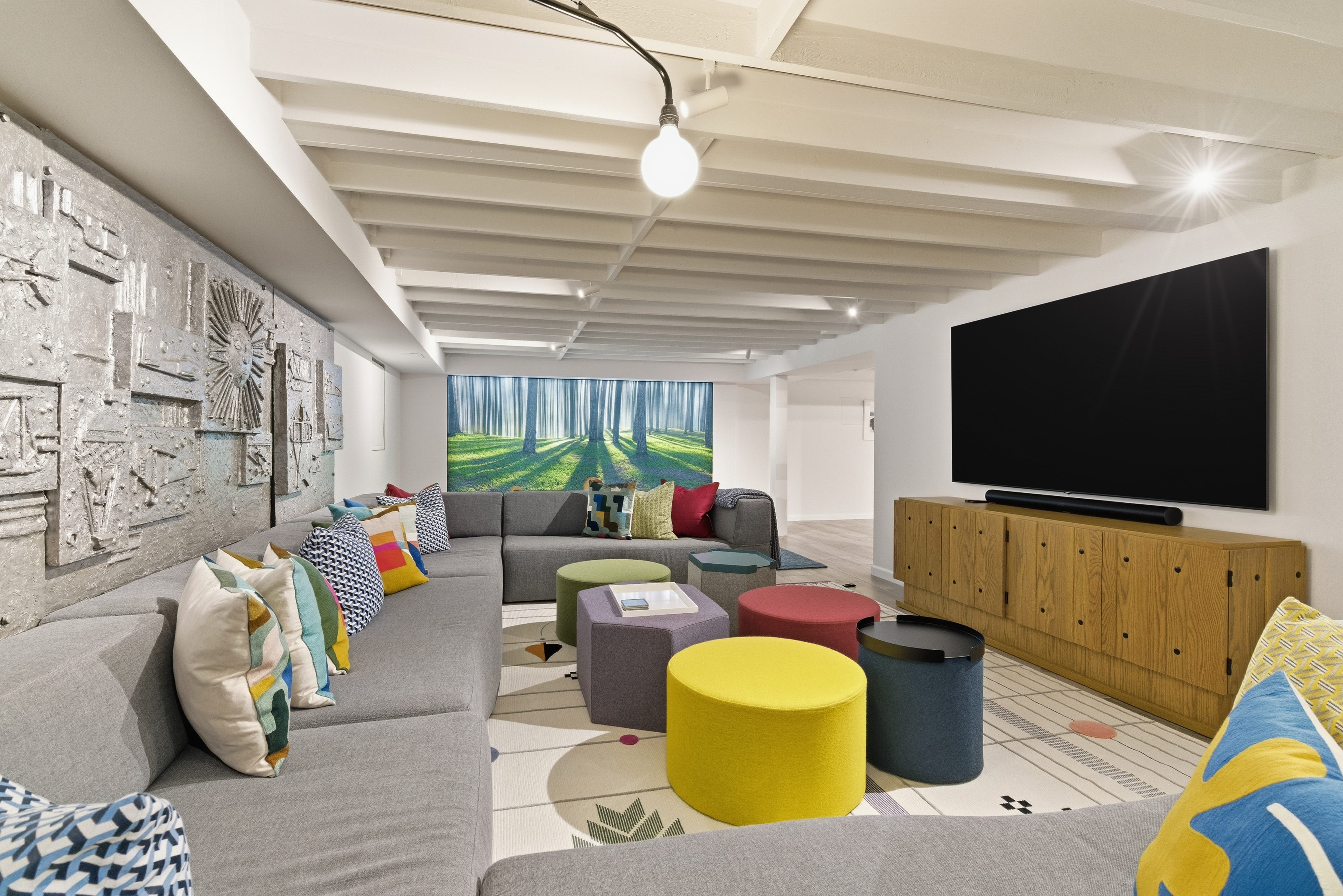 17 Quaker Ridge Road 