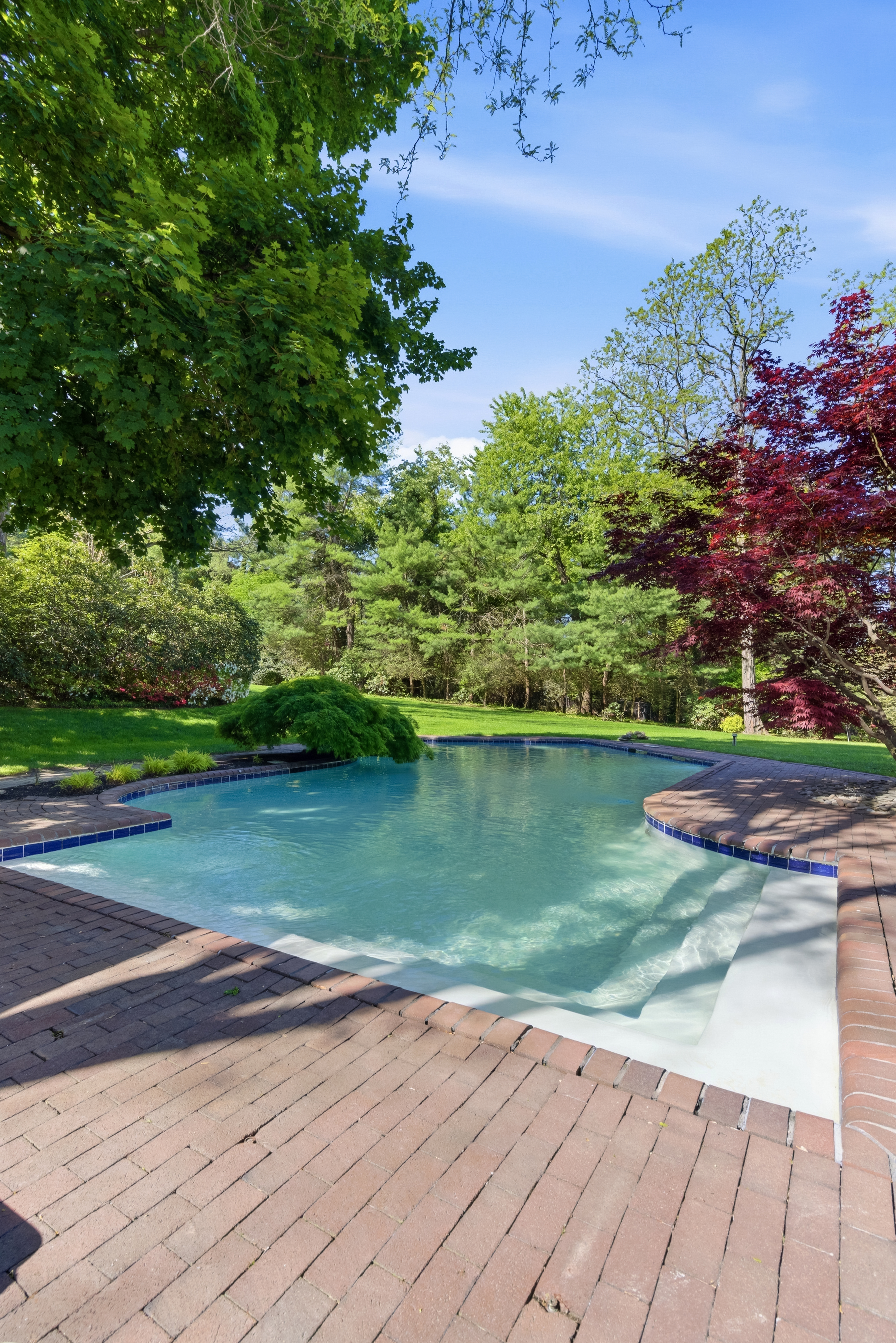 93 Hoaglands Lane 