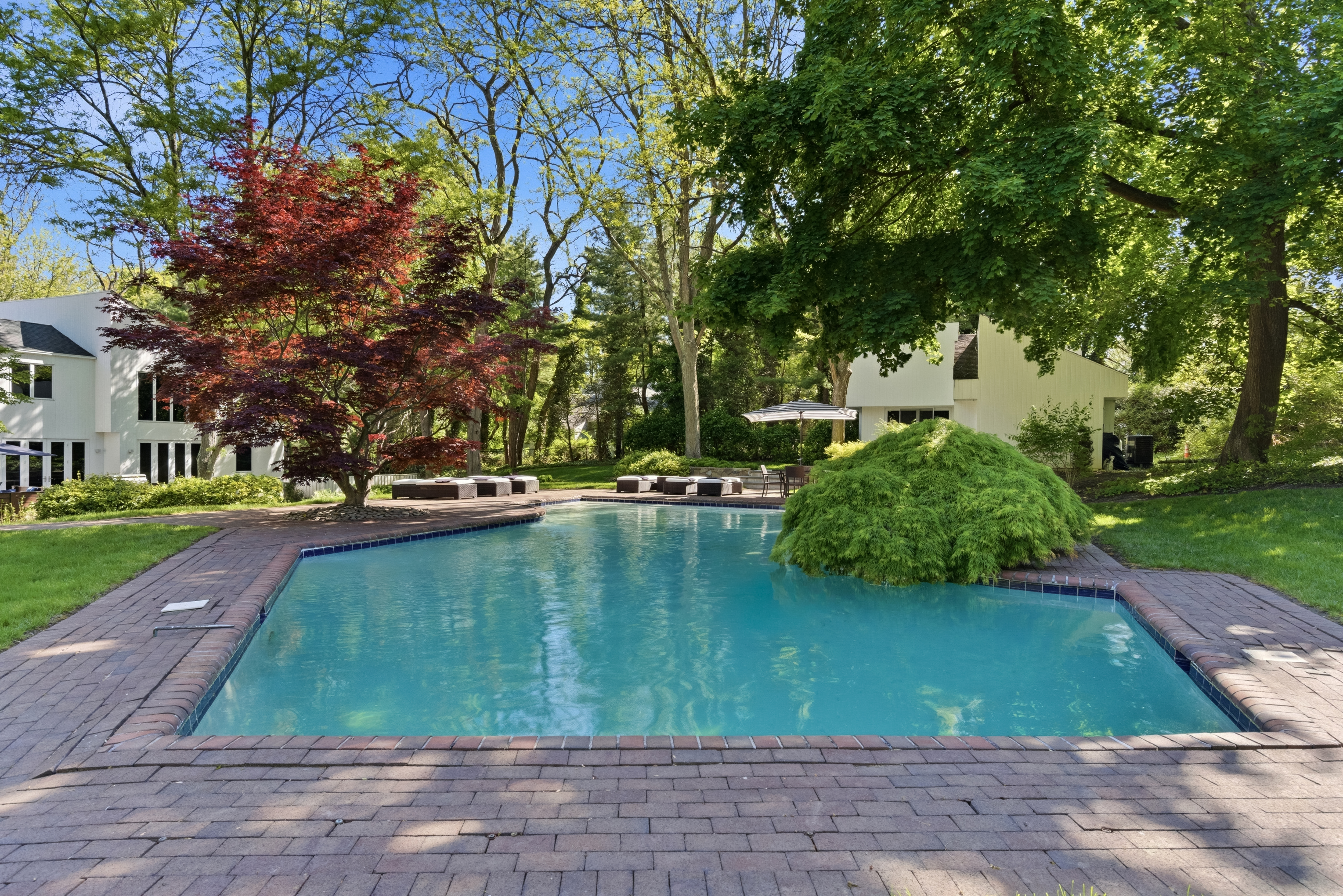 93 Hoaglands Lane 