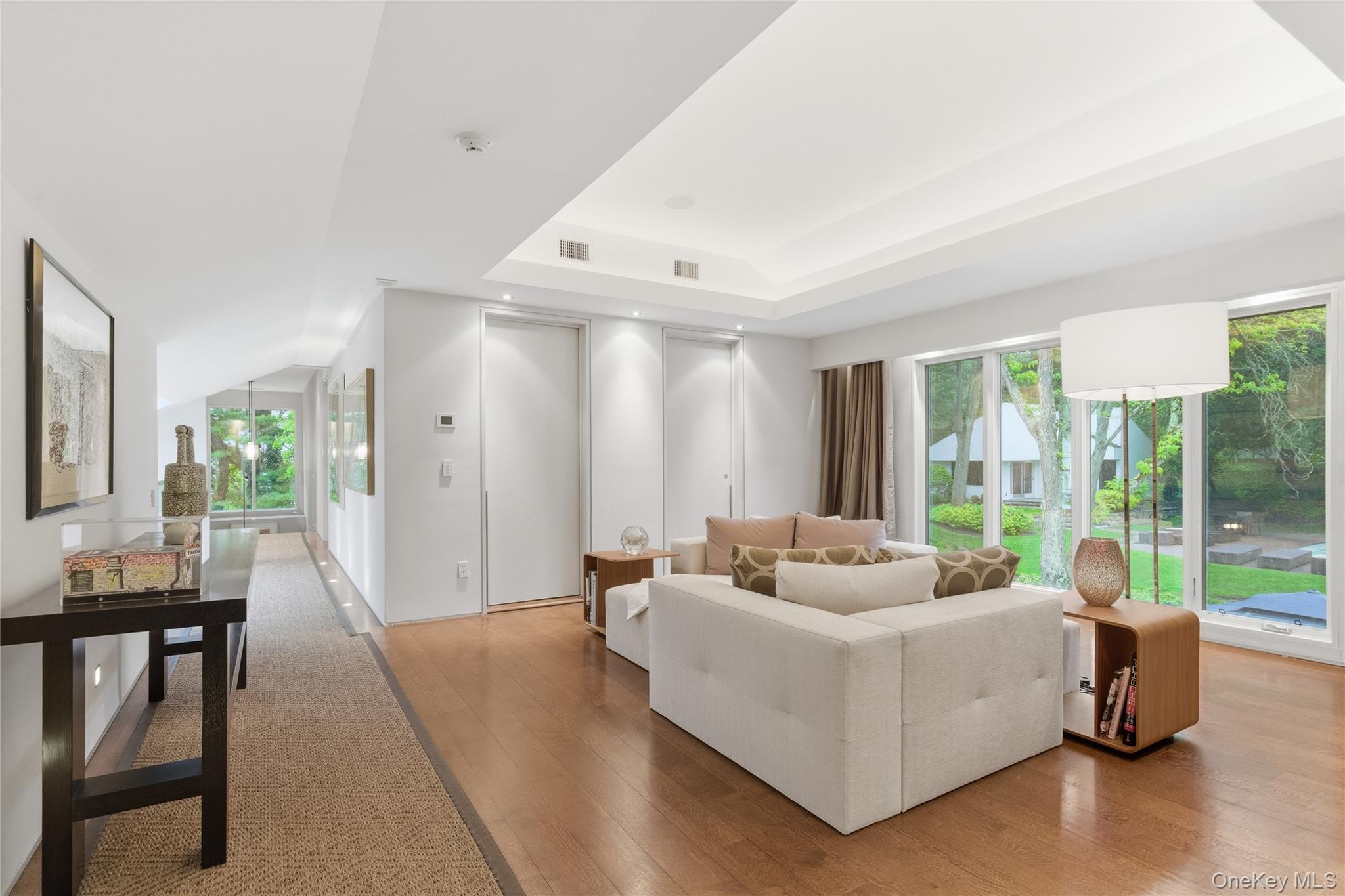 93 Hoaglands Lane 