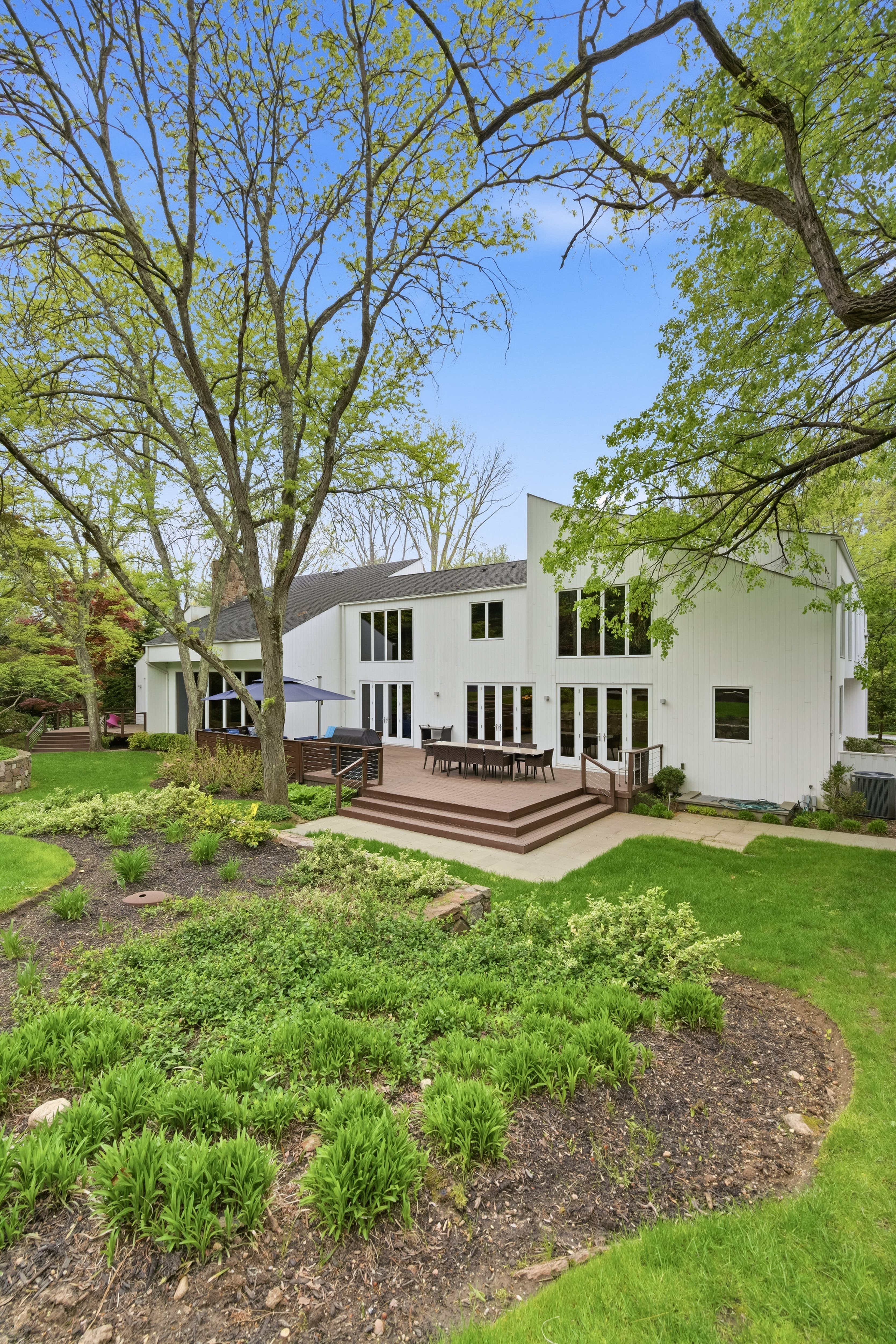 93 Hoaglands Lane 