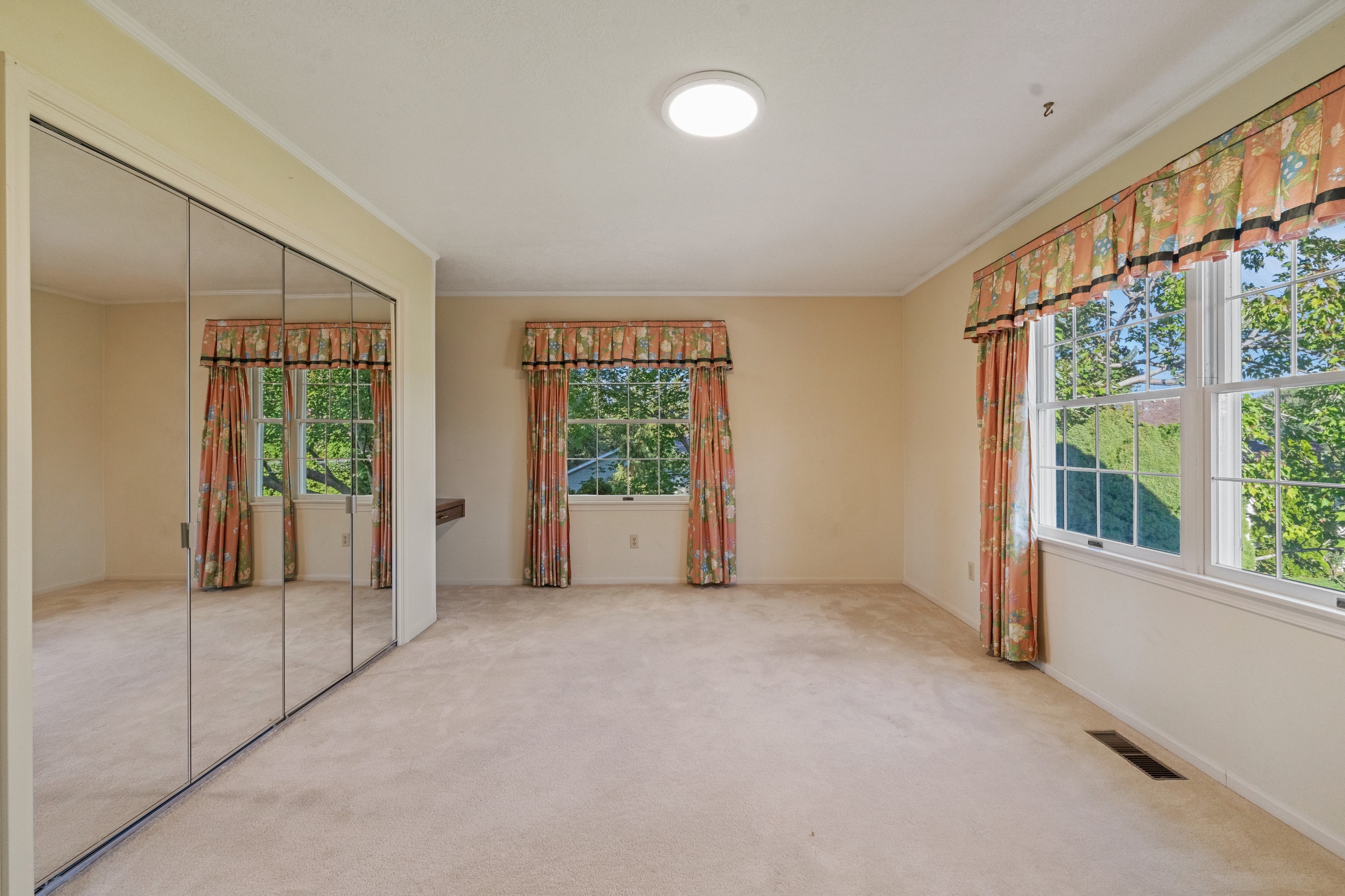 2208 Tawny Woods Place 