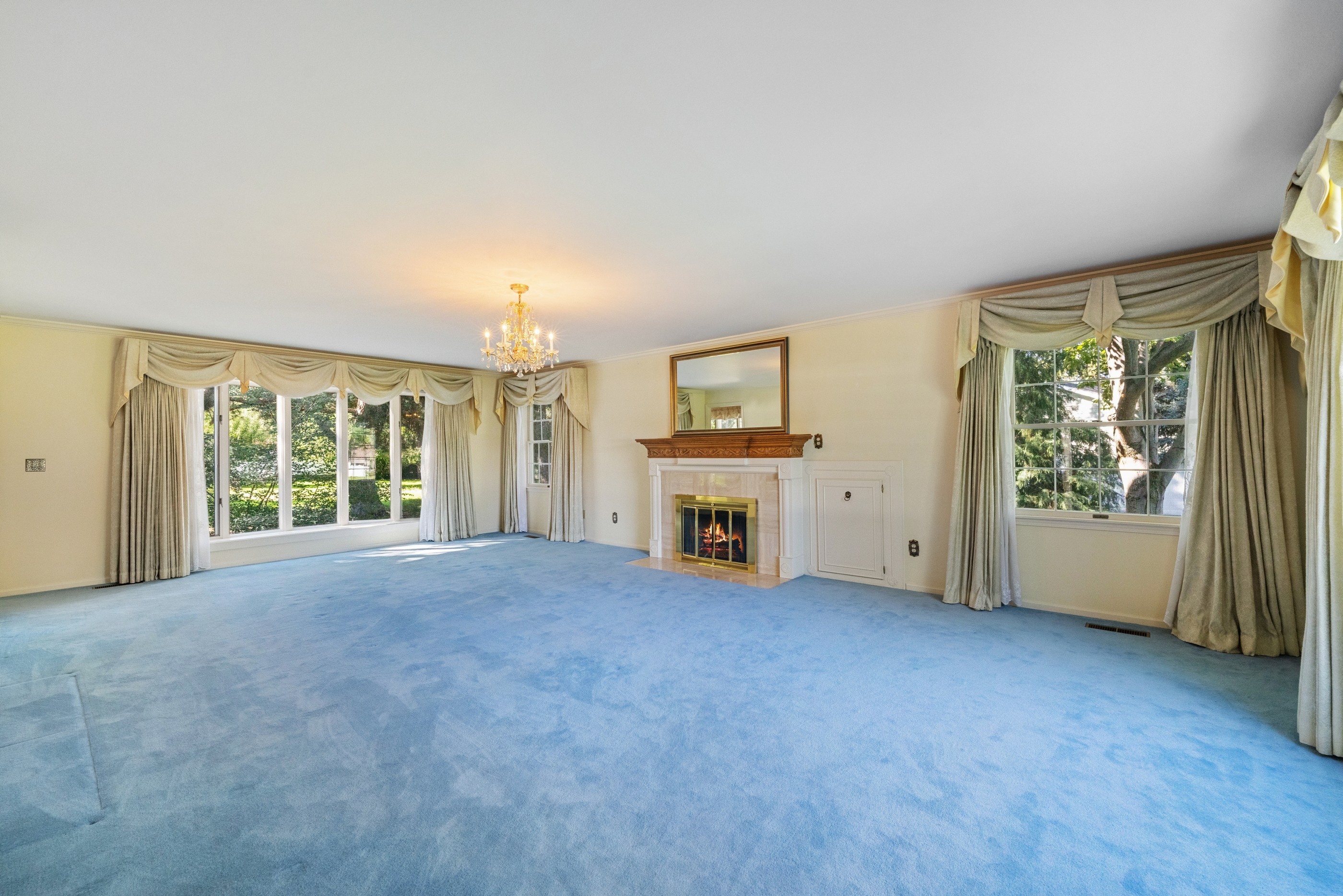 2208 Tawny Woods Place 