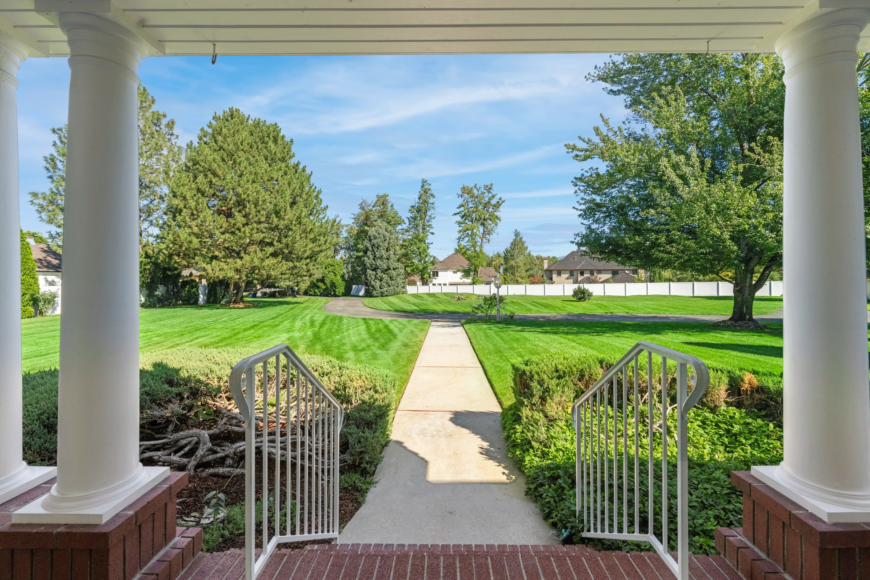 2208 Tawny Woods Place 