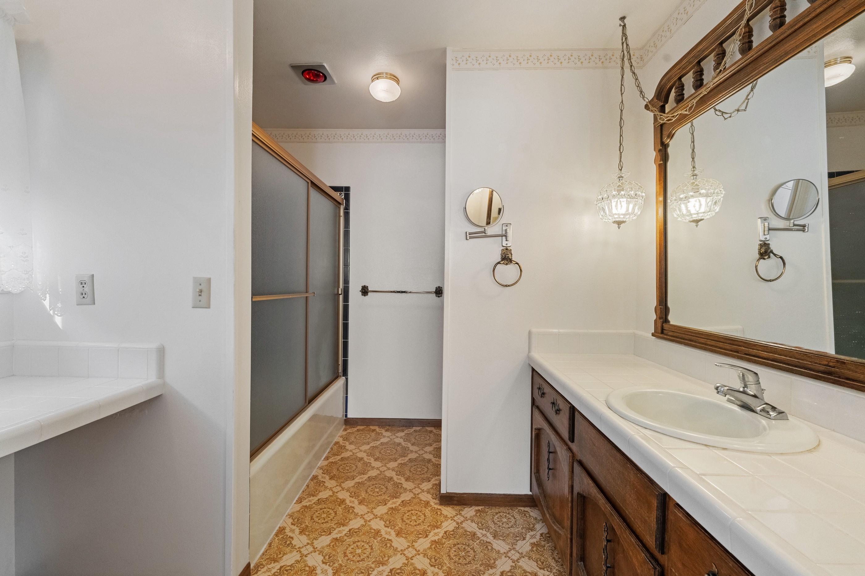 2208 Tawny Woods Place 