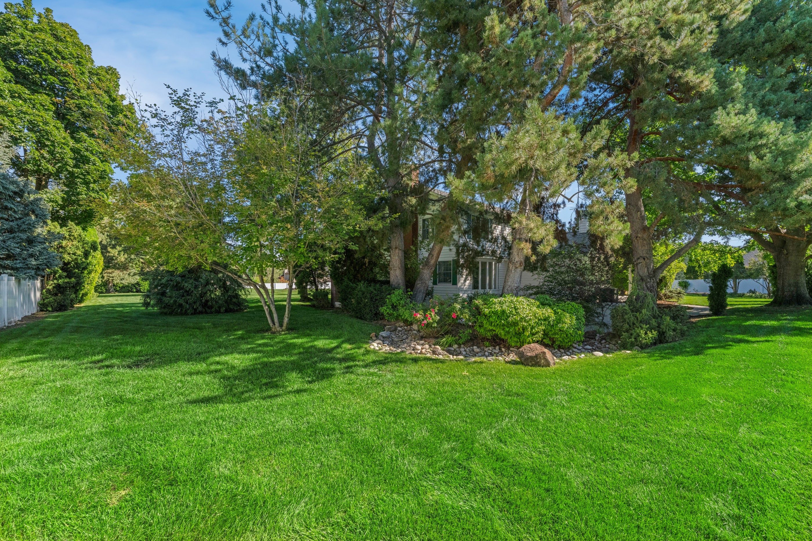 2208 Tawny Woods Place 