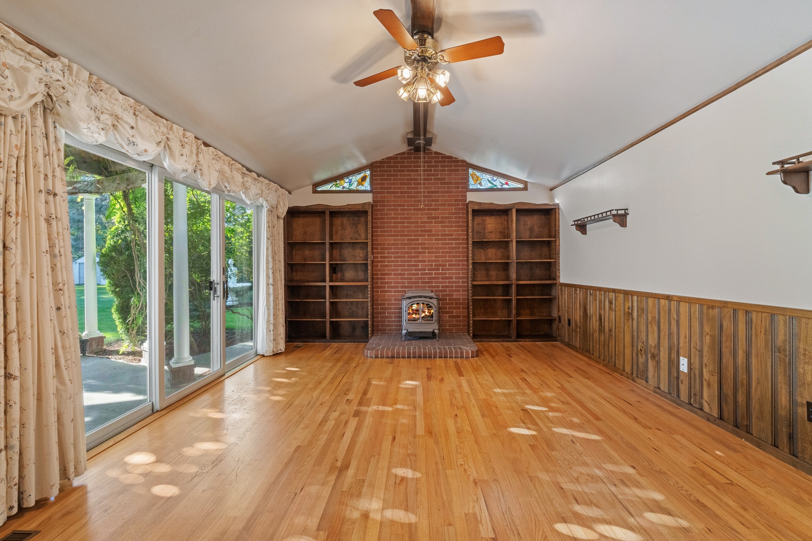 2208 Tawny Woods Place 