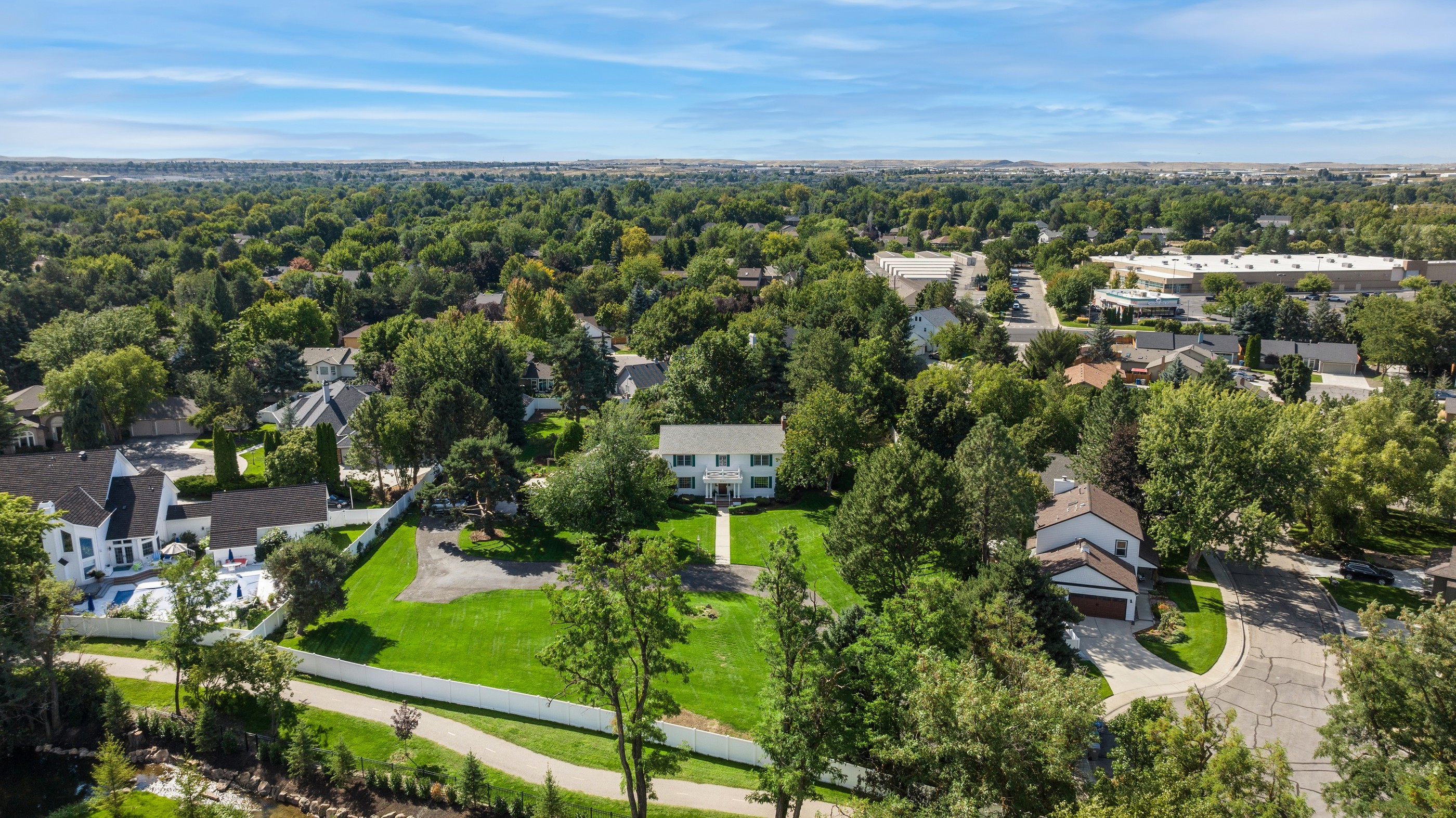 2208 Tawny Woods Place 