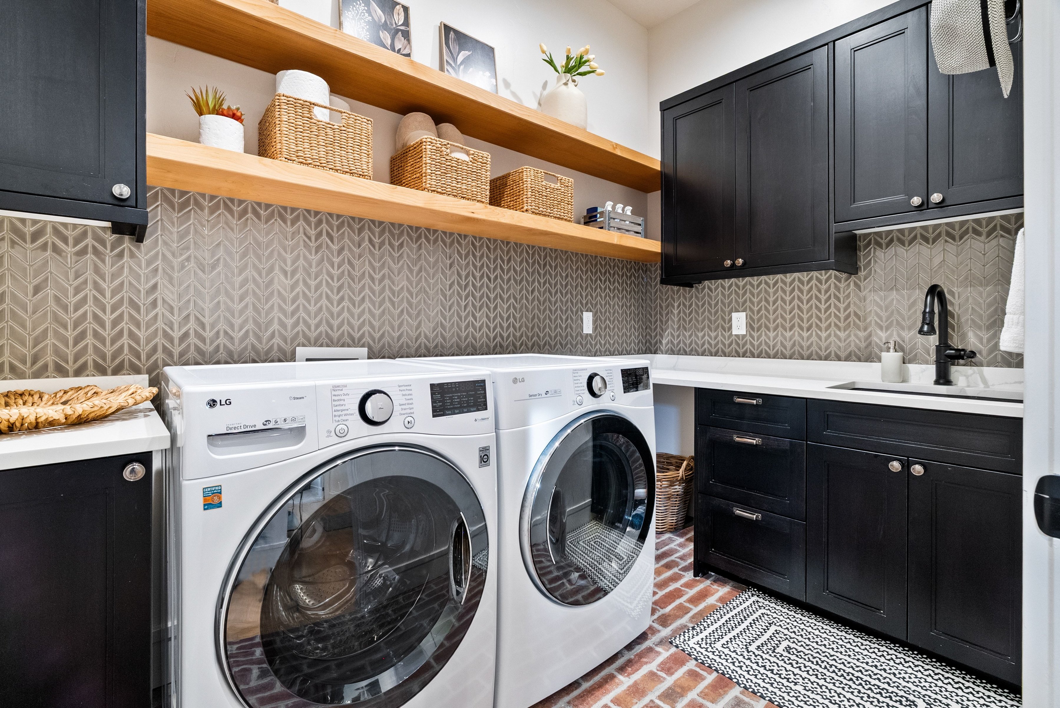 241 S Steel Farm Avenue