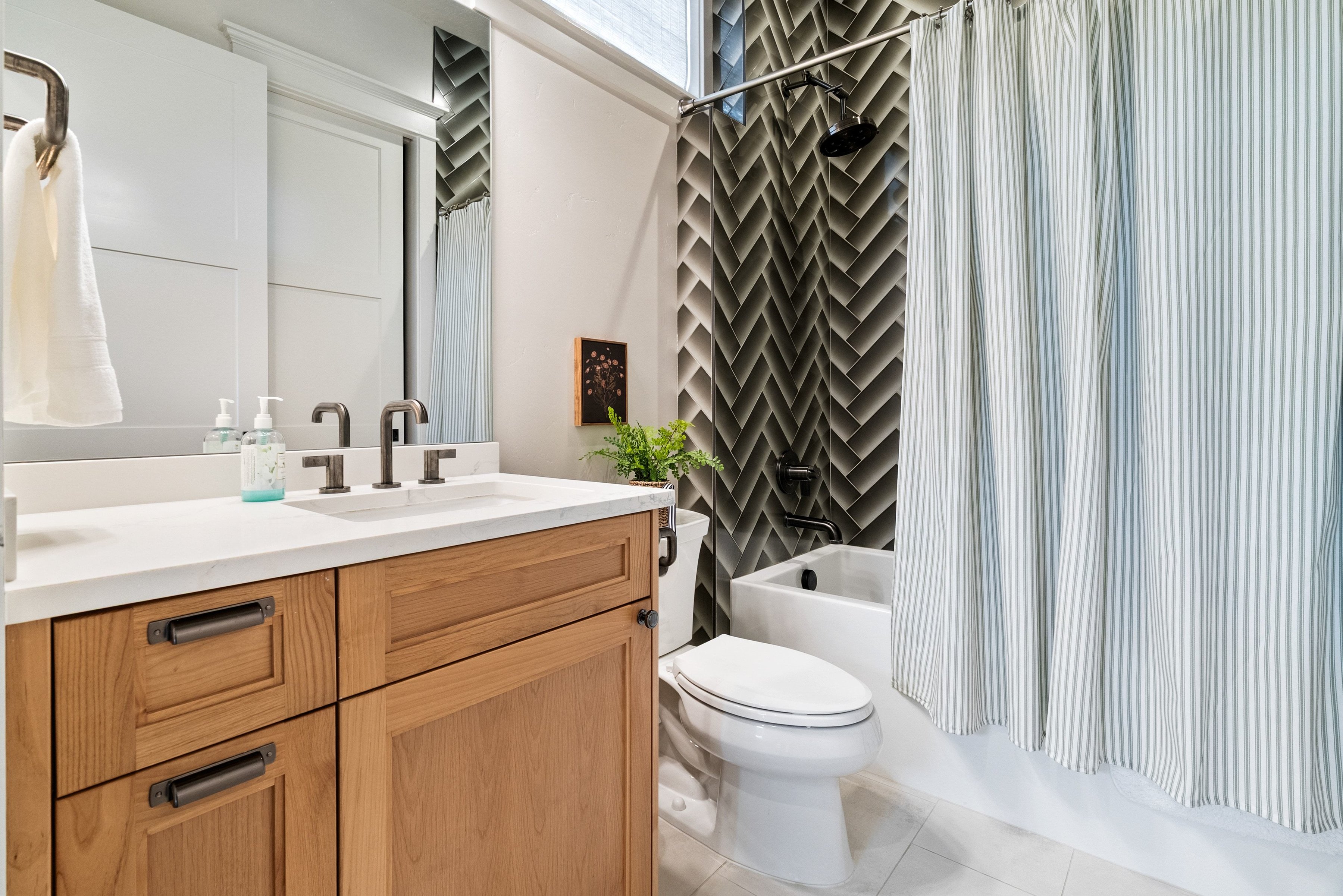 241 S Steel Farm Avenue