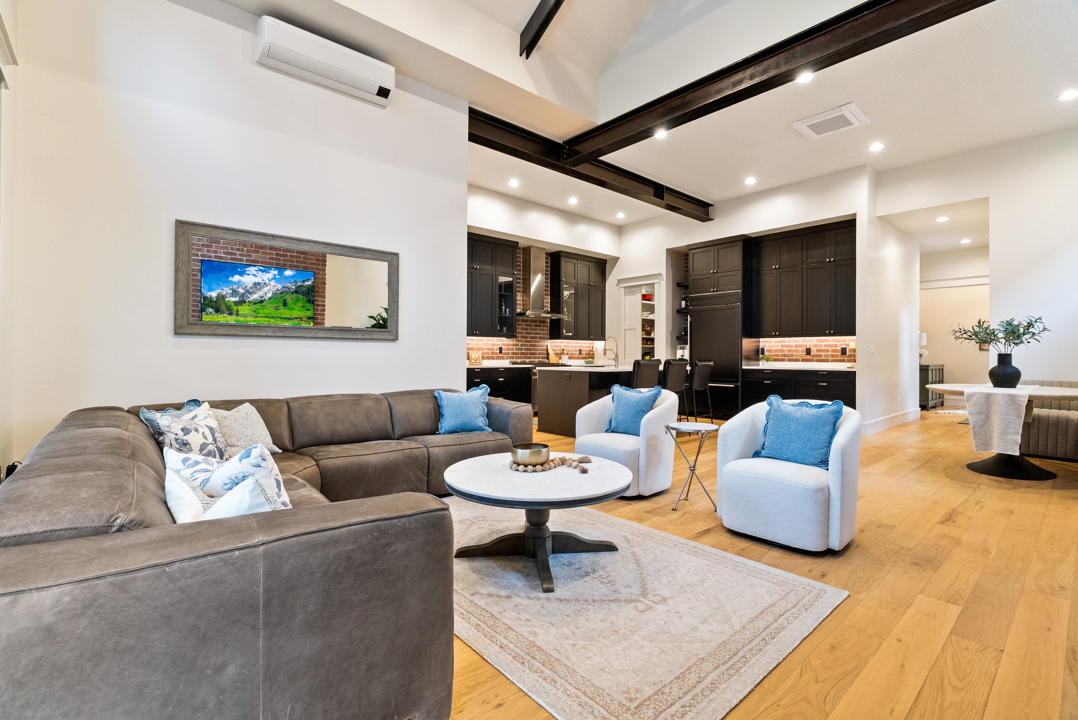 241 S Steel Farm Avenue