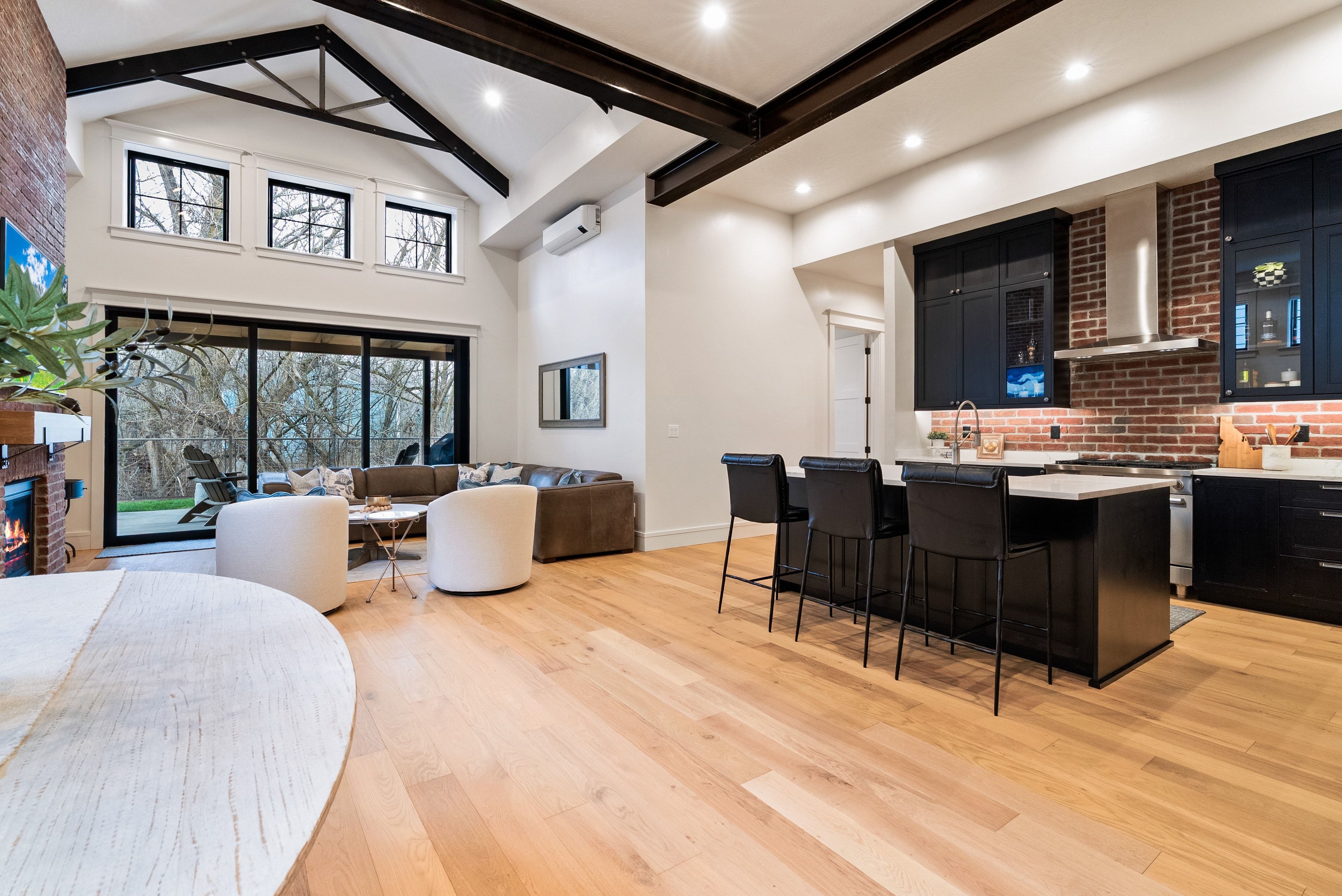 241 S Steel Farm Avenue