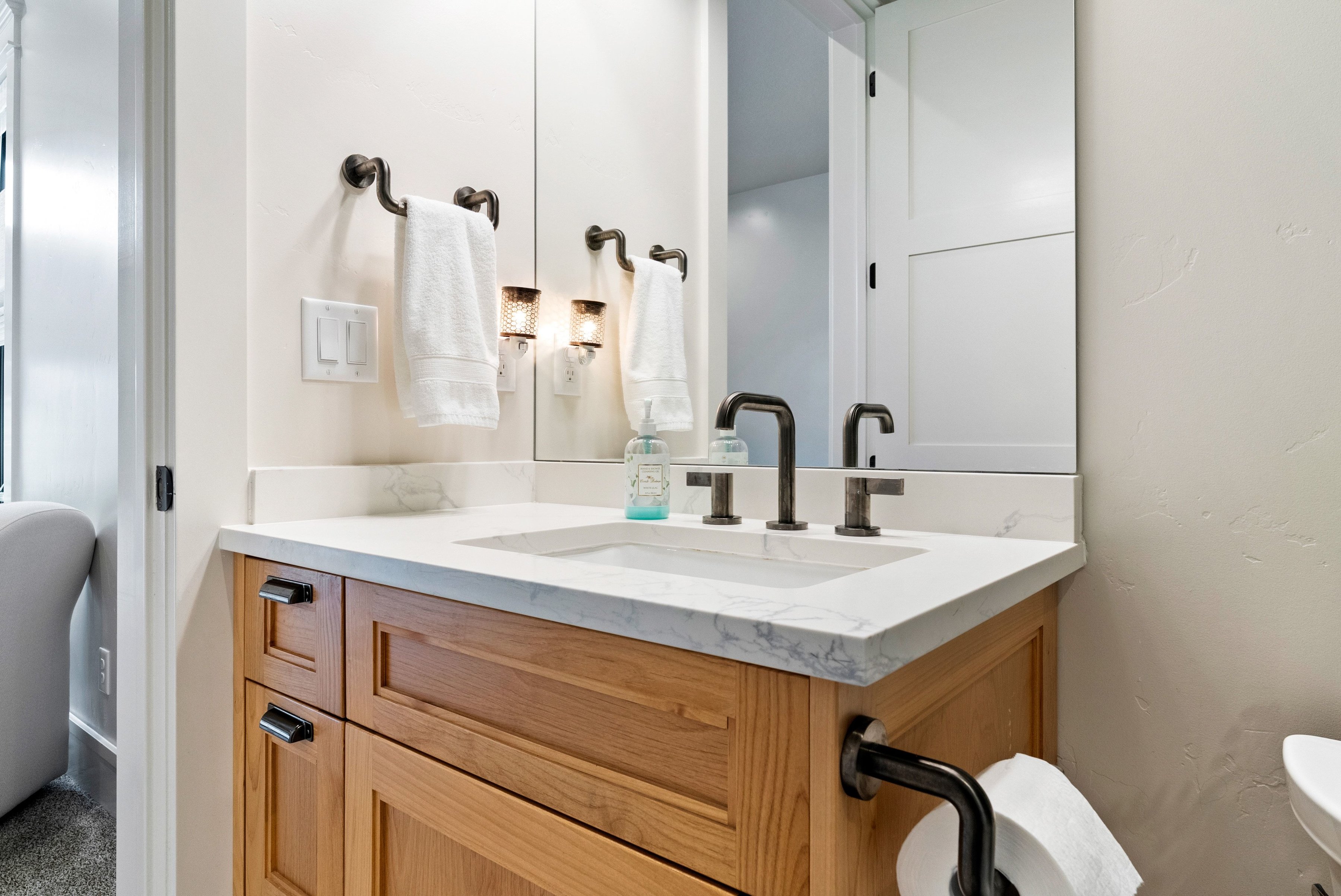 241 S Steel Farm Avenue