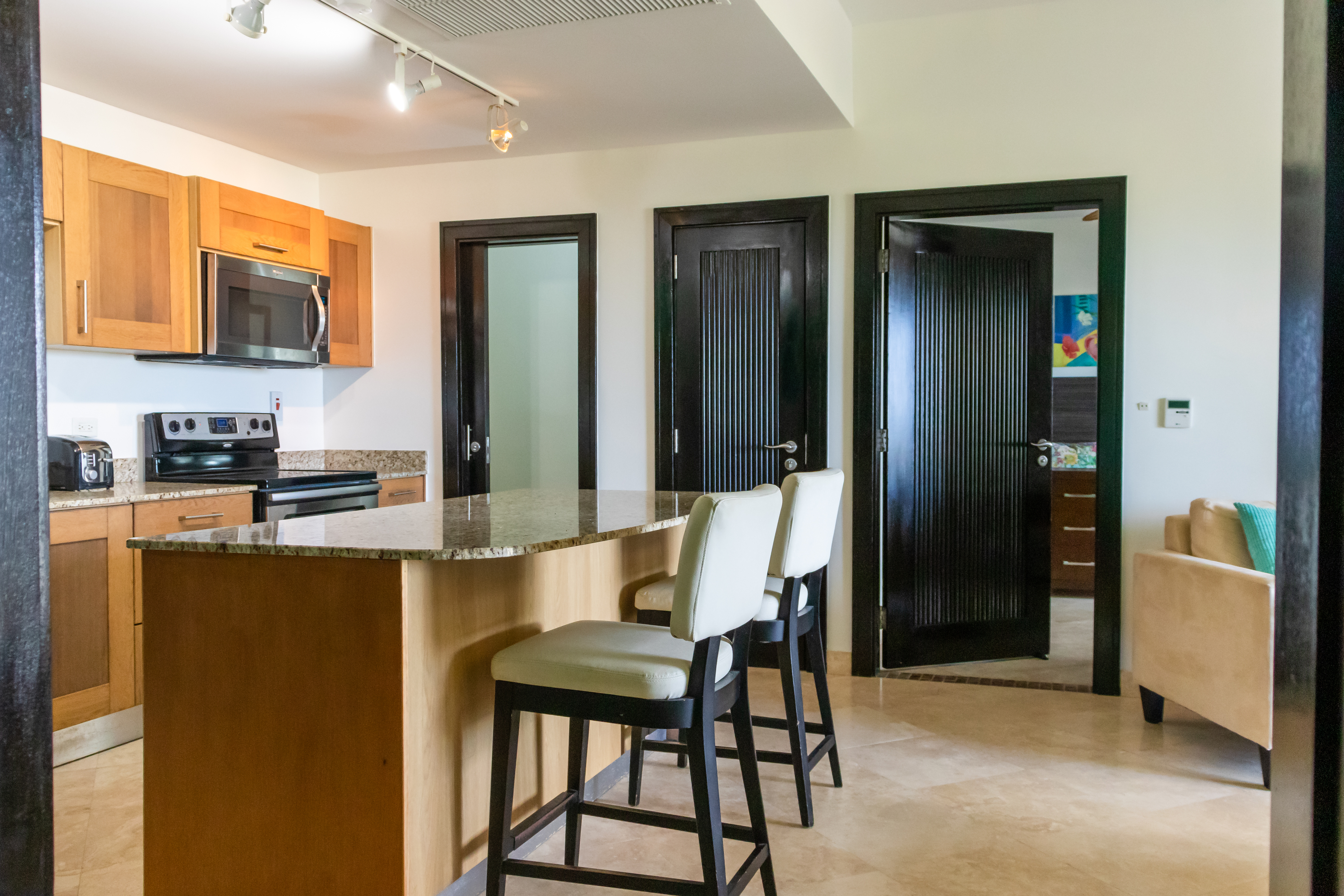 Ocean's Edge 15