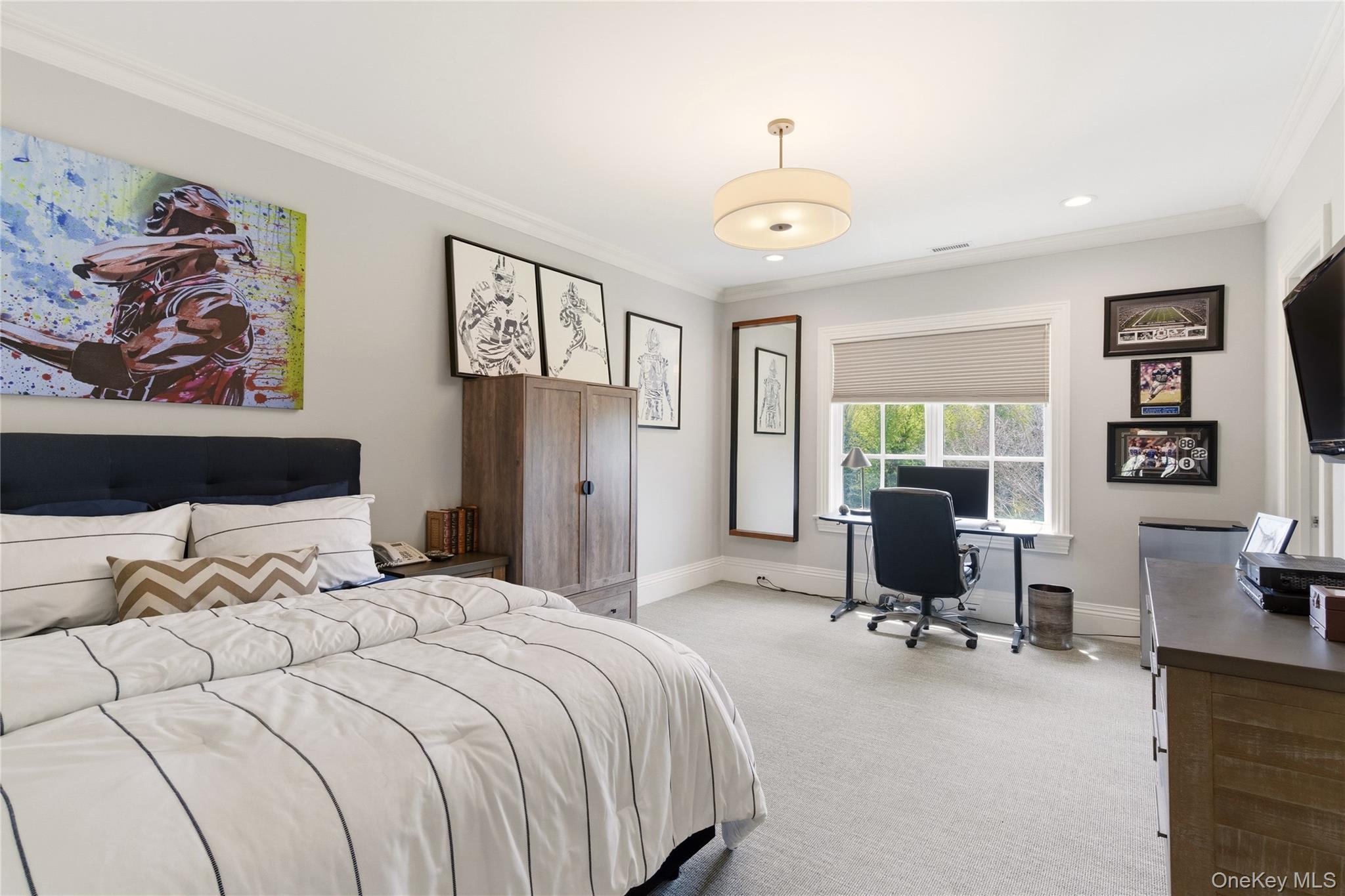 6 Evergreen Way