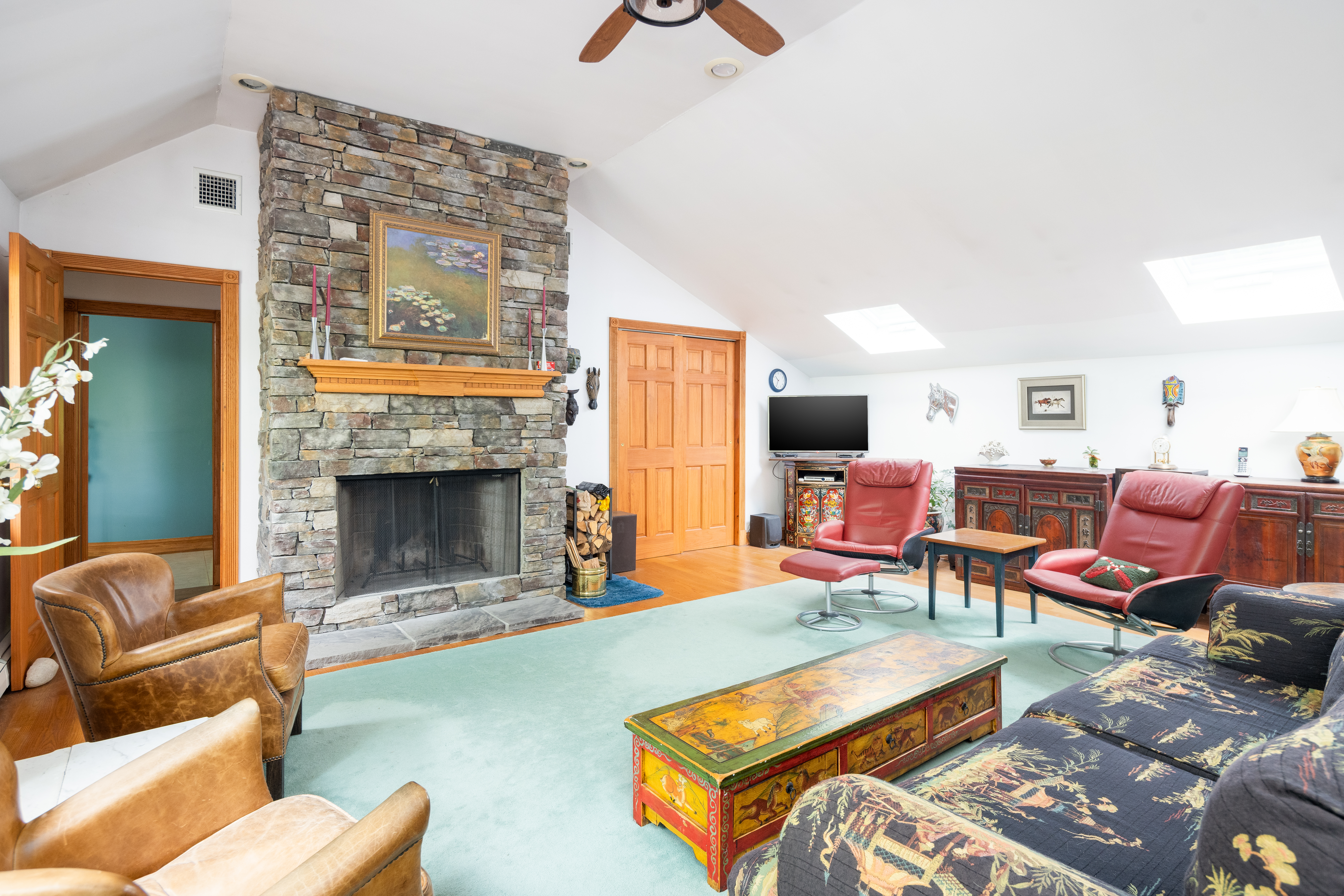 17 Highridge Drive 