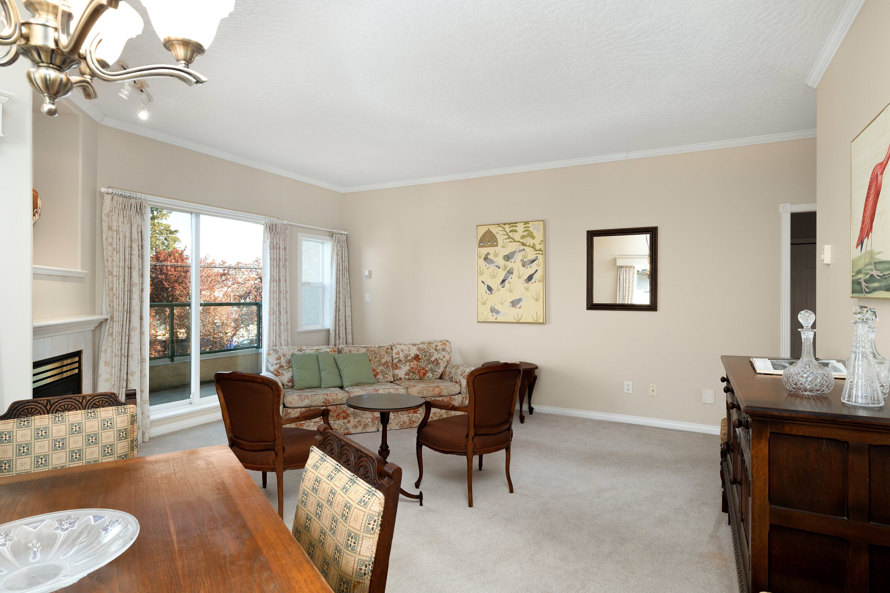 13-2235 Harbour Road