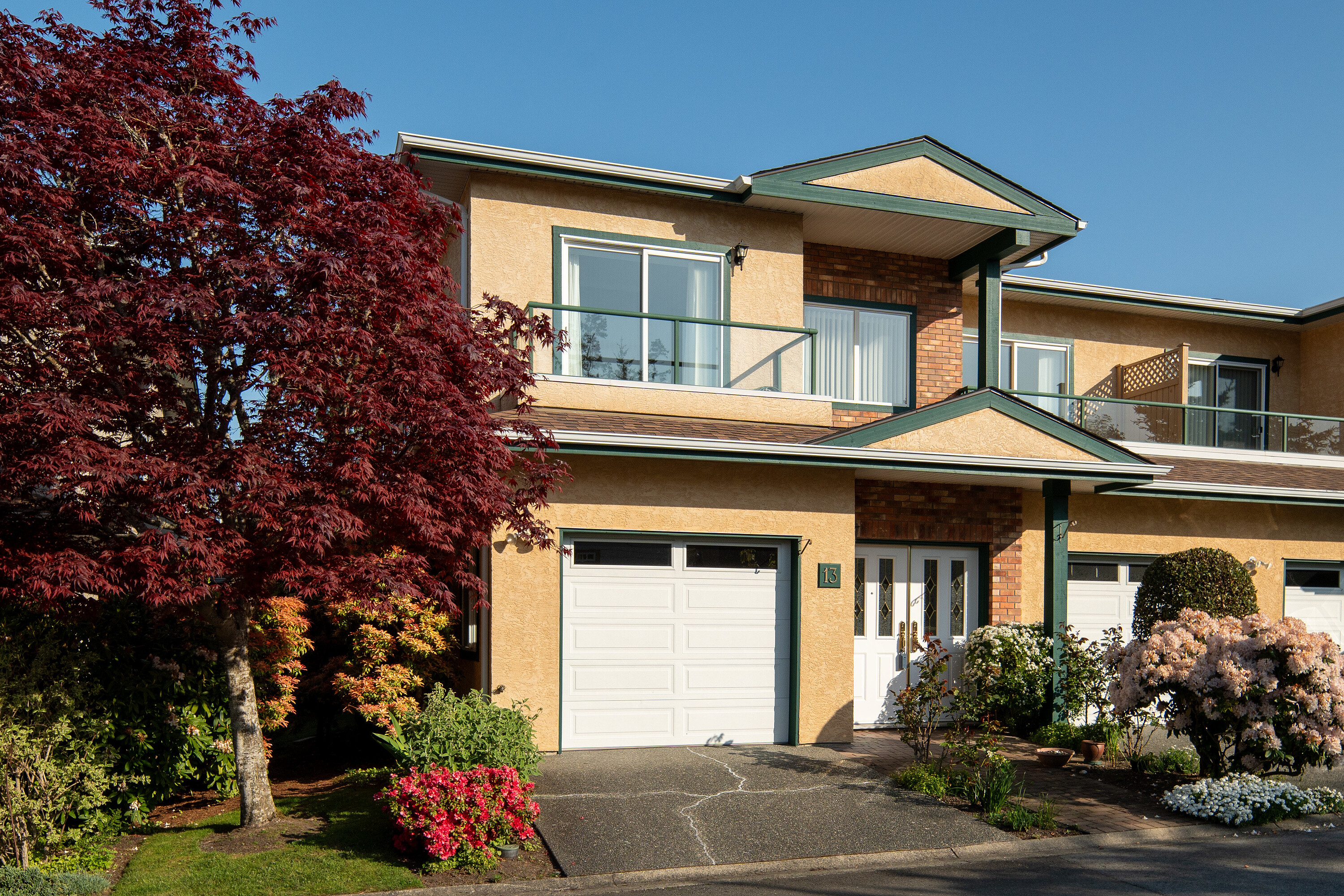 13-2235 Harbour Road