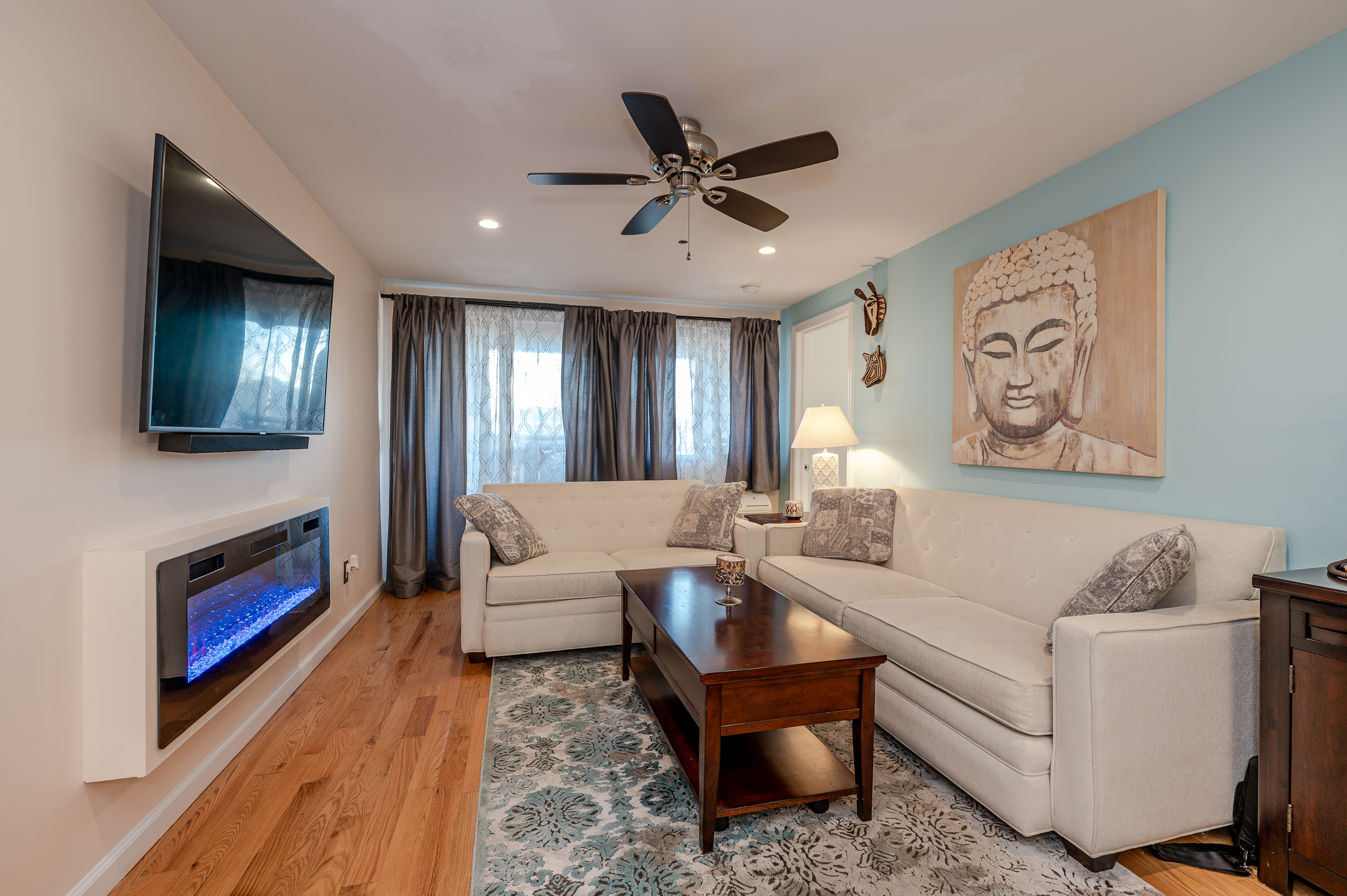 185 W Park Avenue Unit# 201