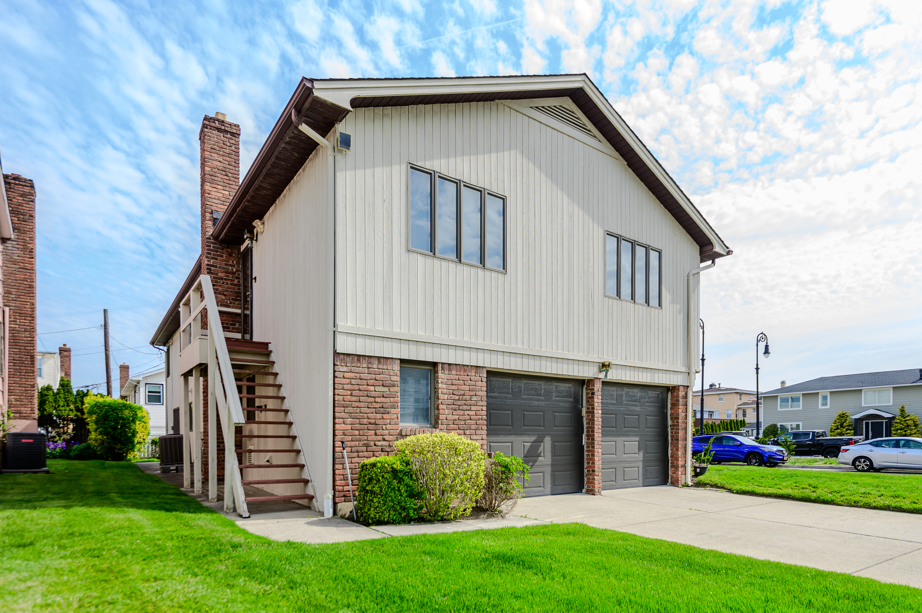 159 National Boulevard