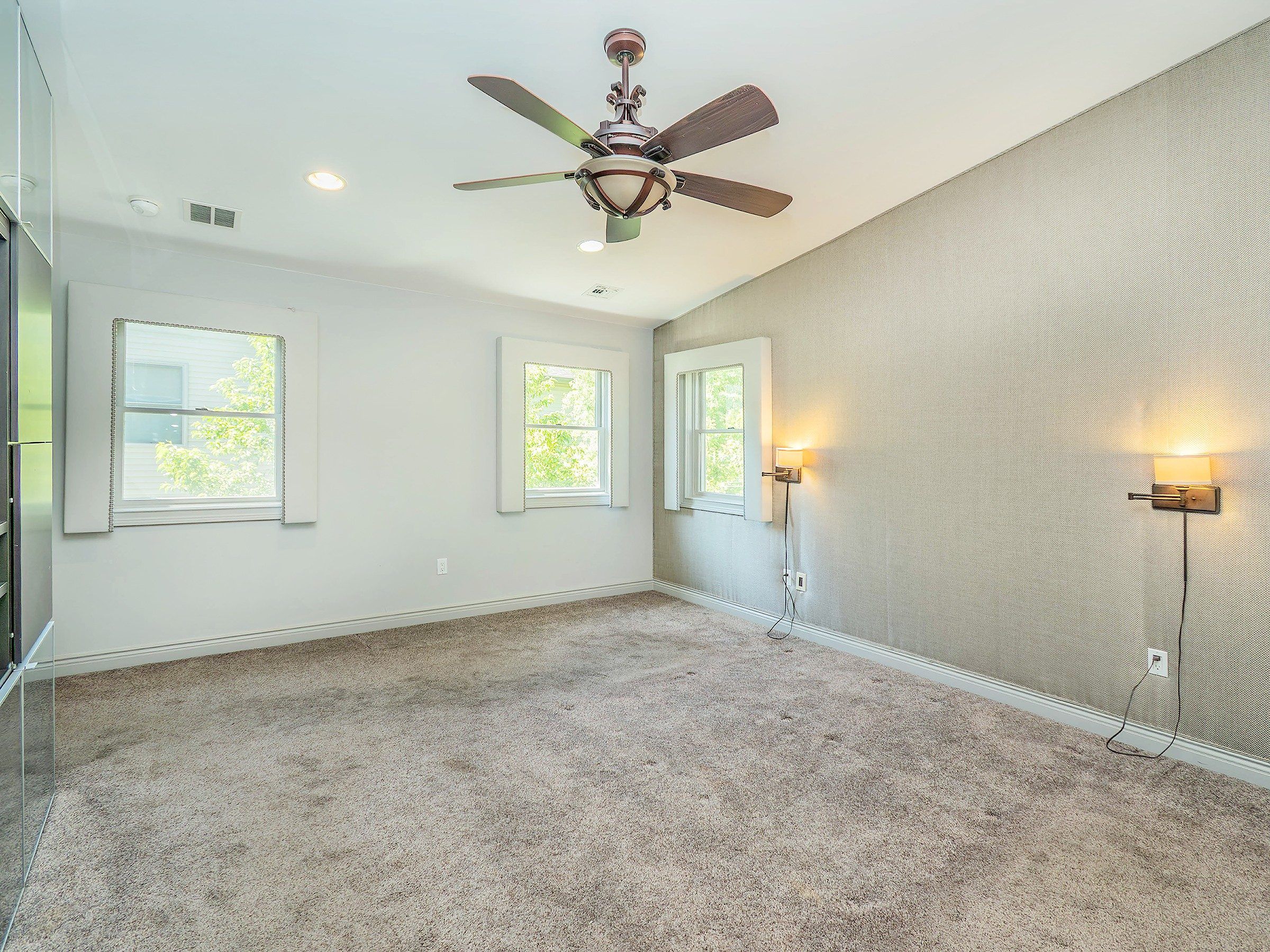 21 Marwood Road N