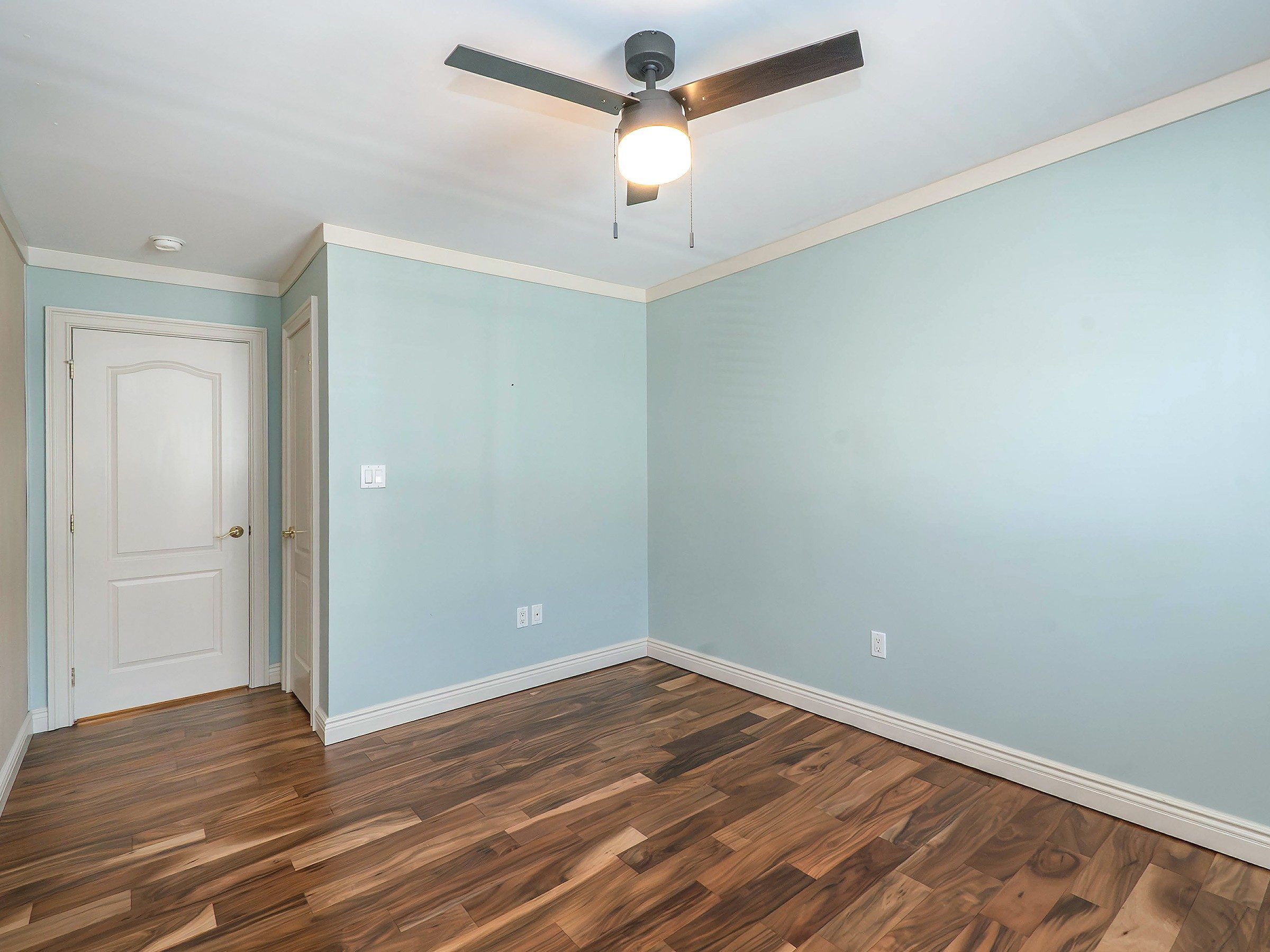 21 Marwood Road N