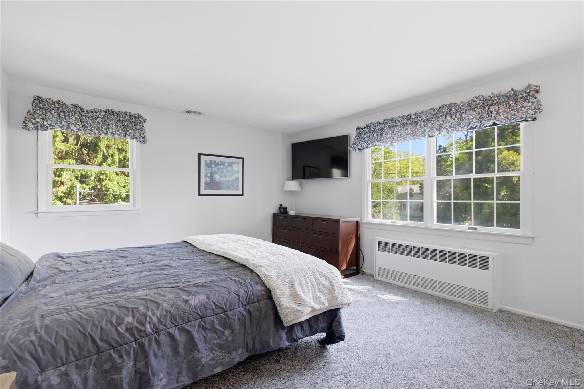 23 Woodhull Road