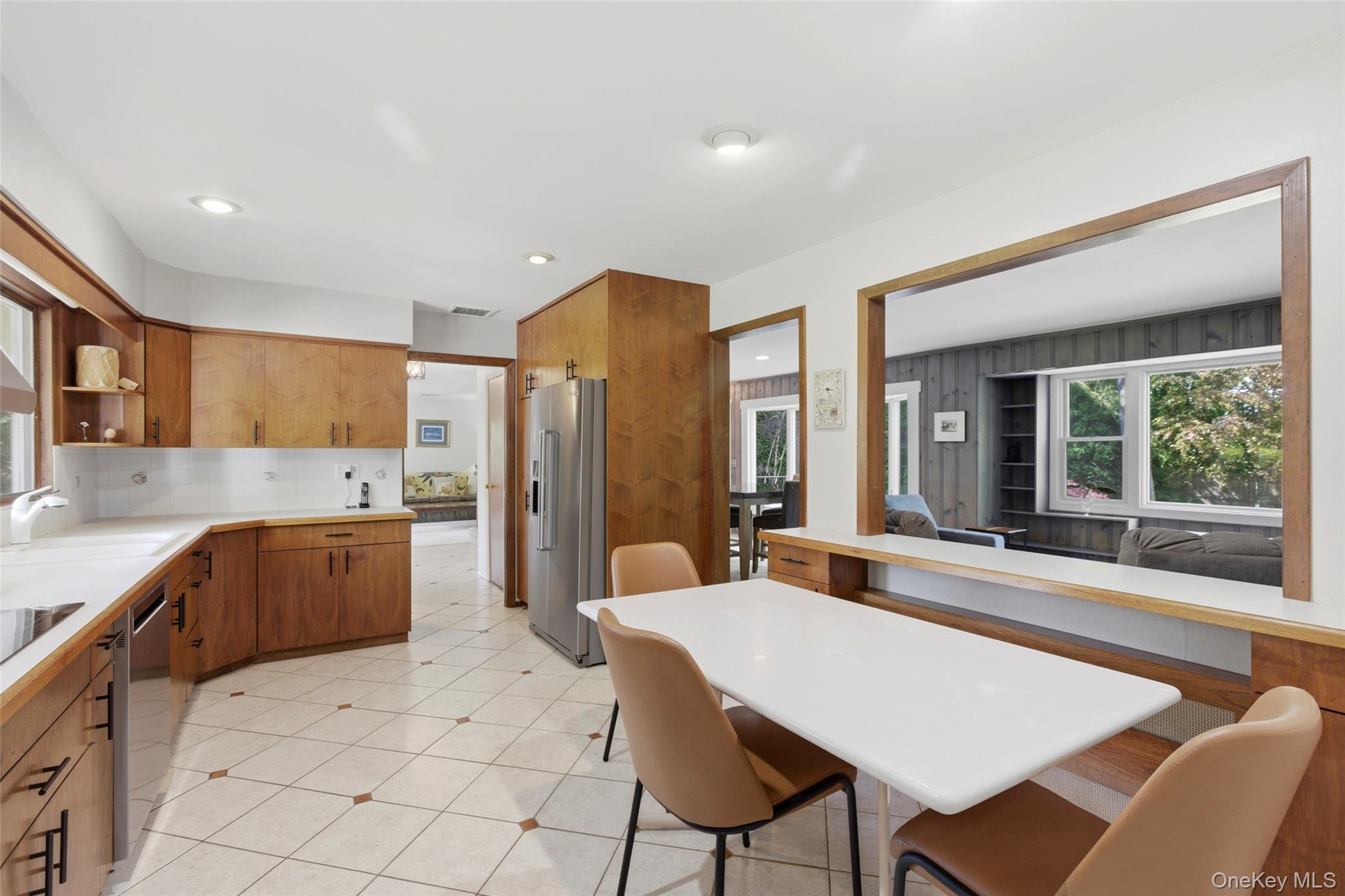 23 Woodhull Road