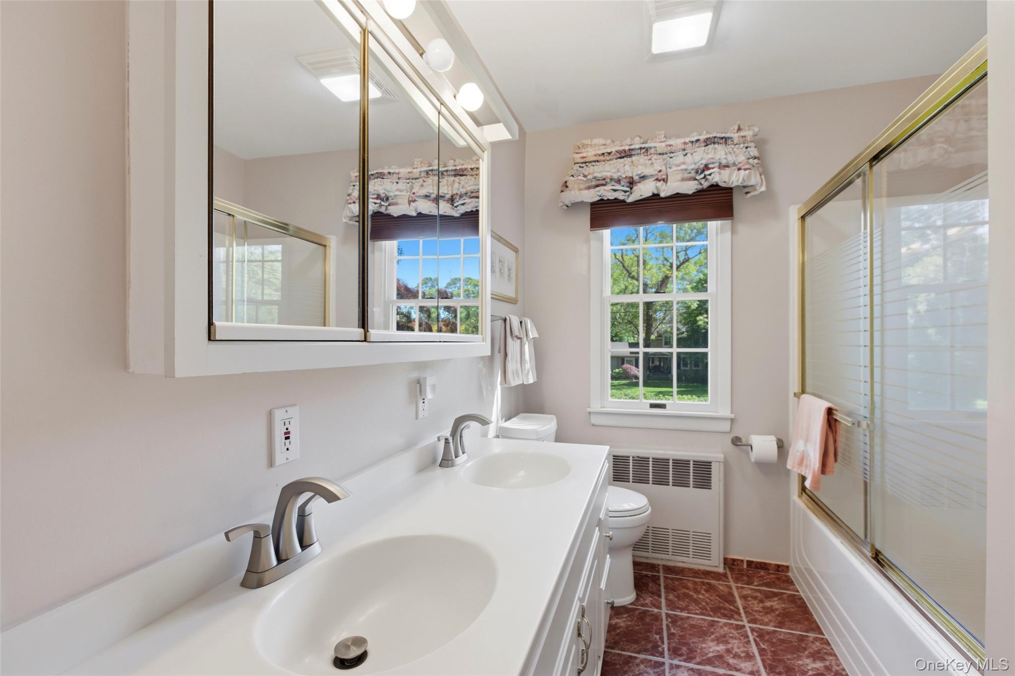 23 Woodhull Road