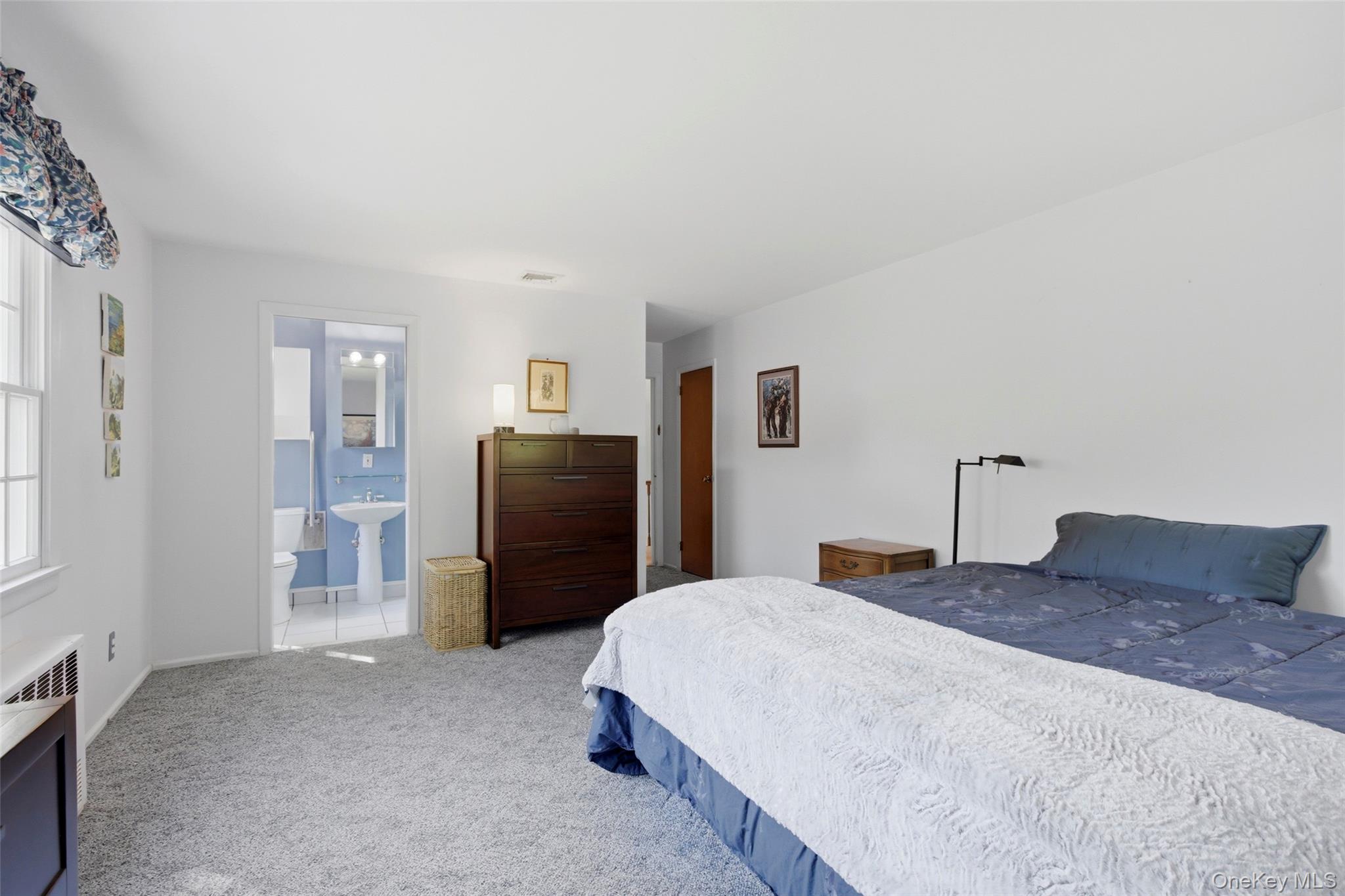 23 Woodhull Road