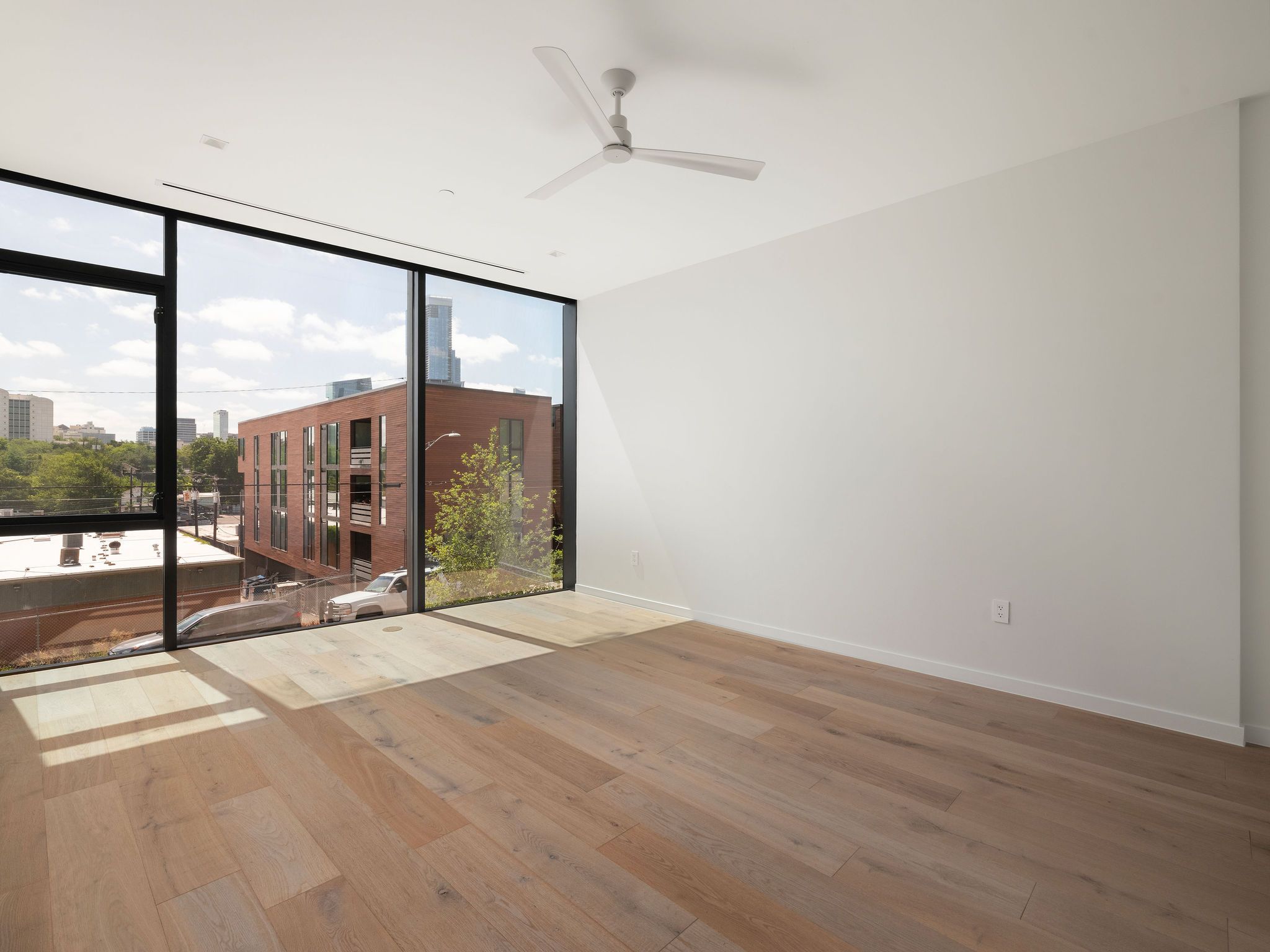 1006 Baylor Street 202