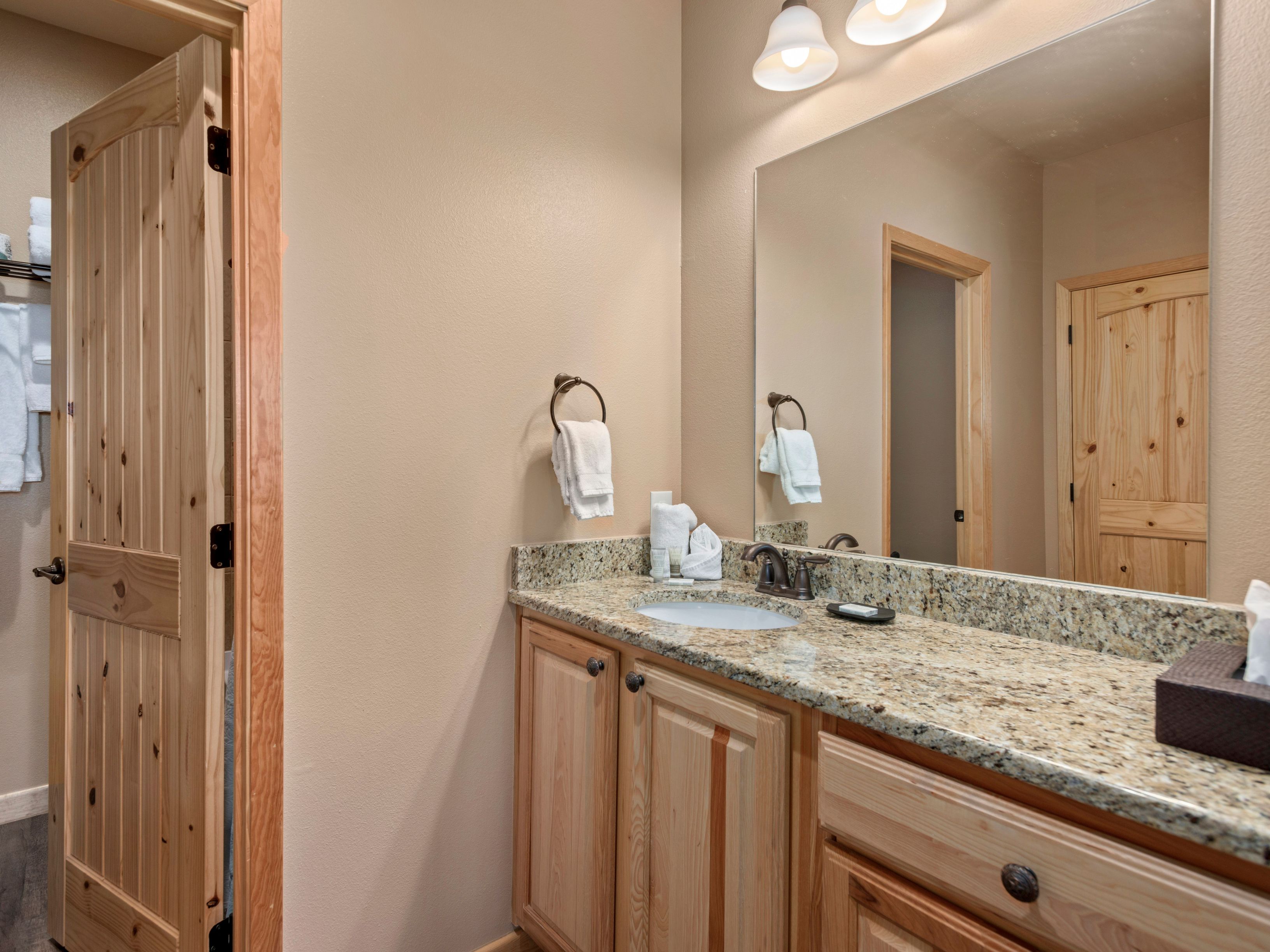 1554 Gruene Road Unit A13