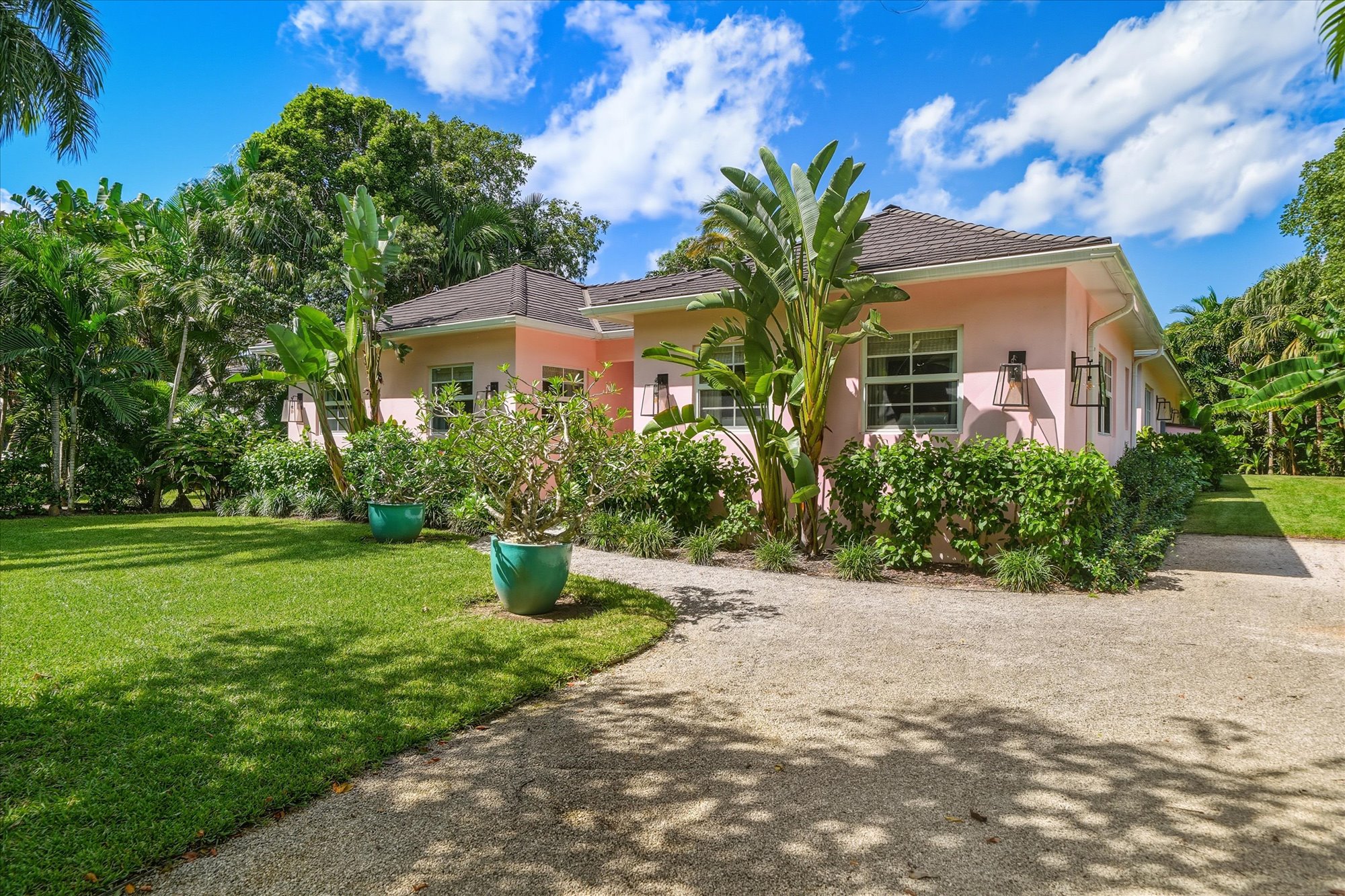Bali Cinq Bougainvillea Drive