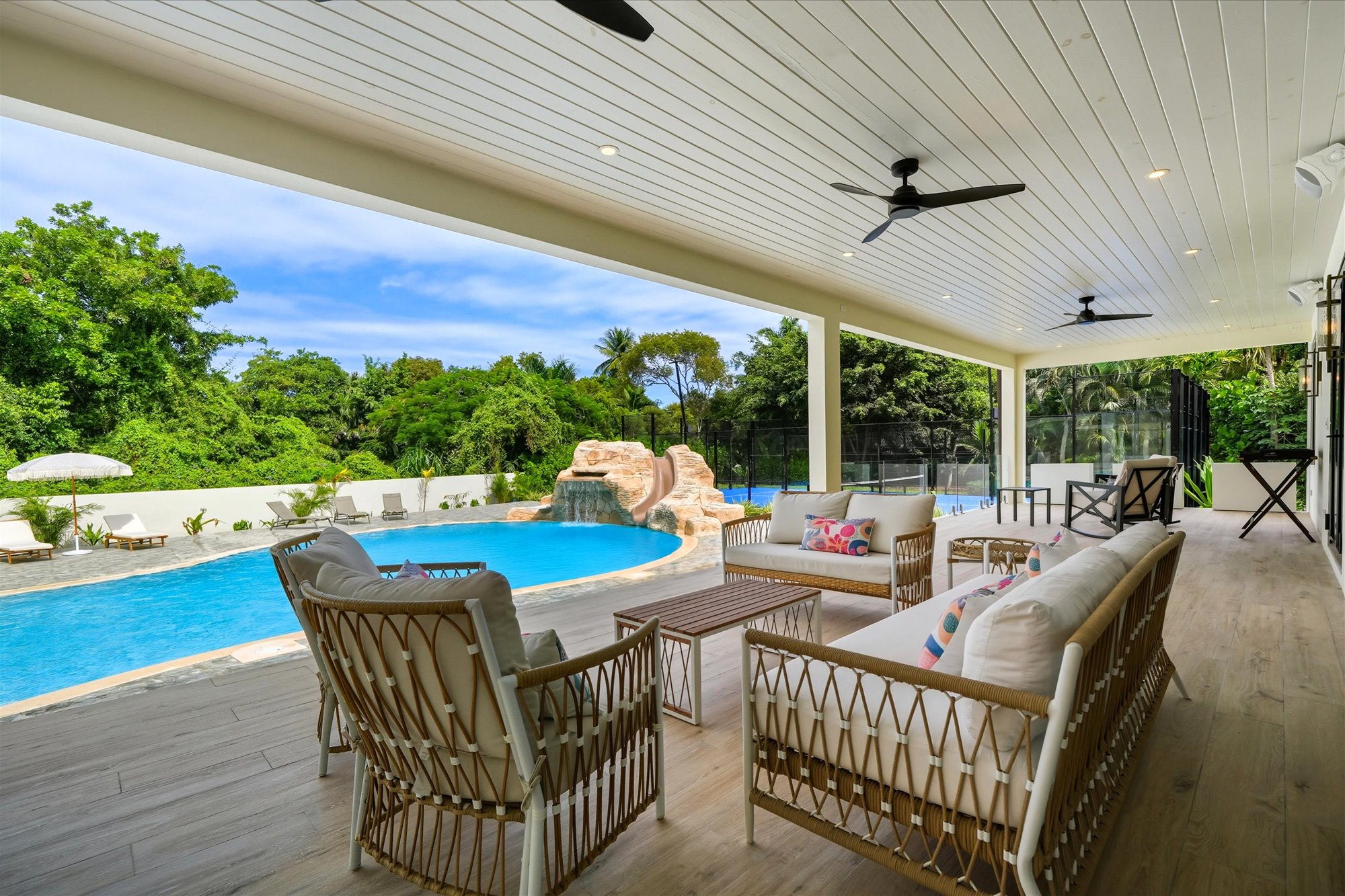 Bali Cinq Bougainvillea Drive