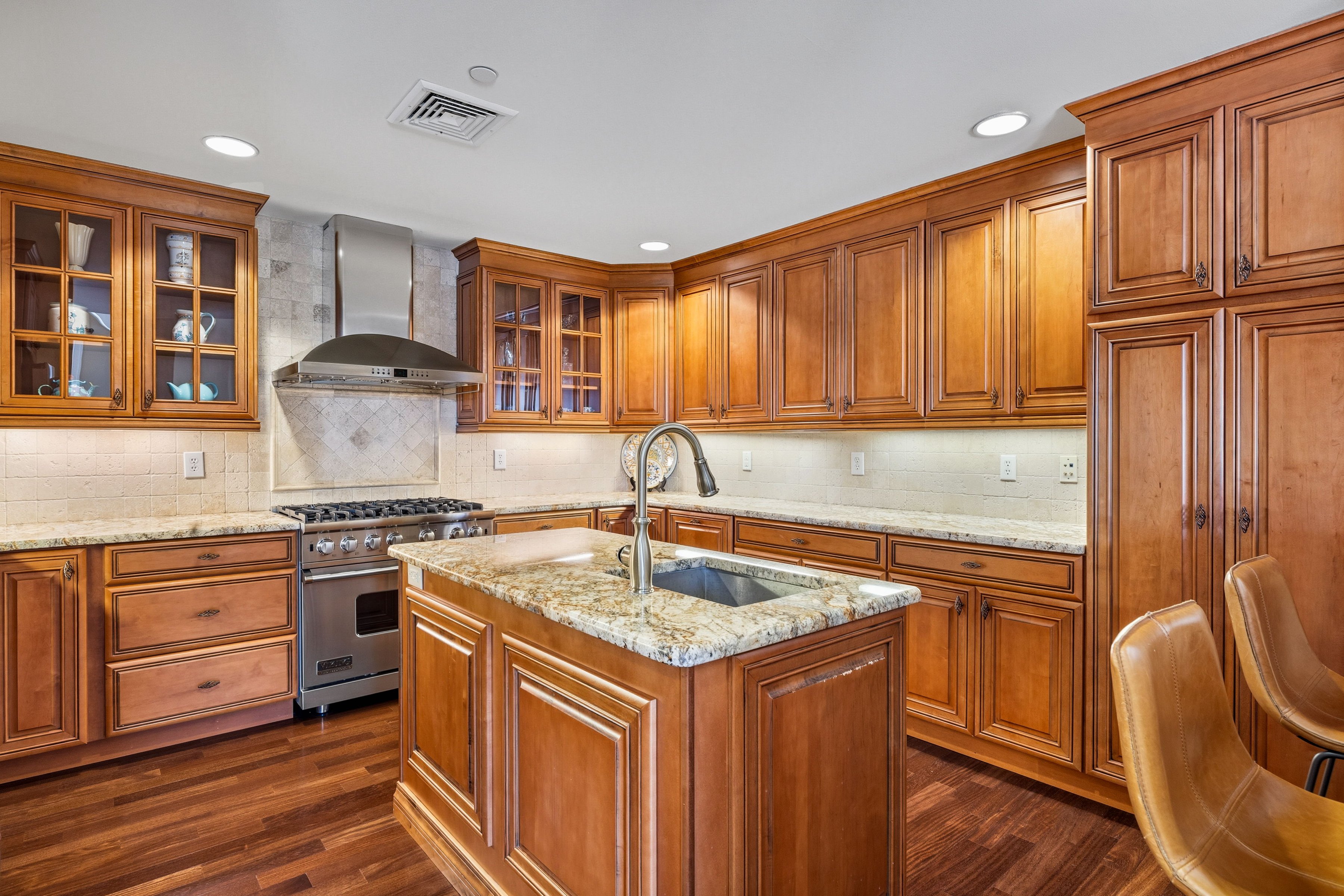 115 East Montgomery Avenue Unit 3B