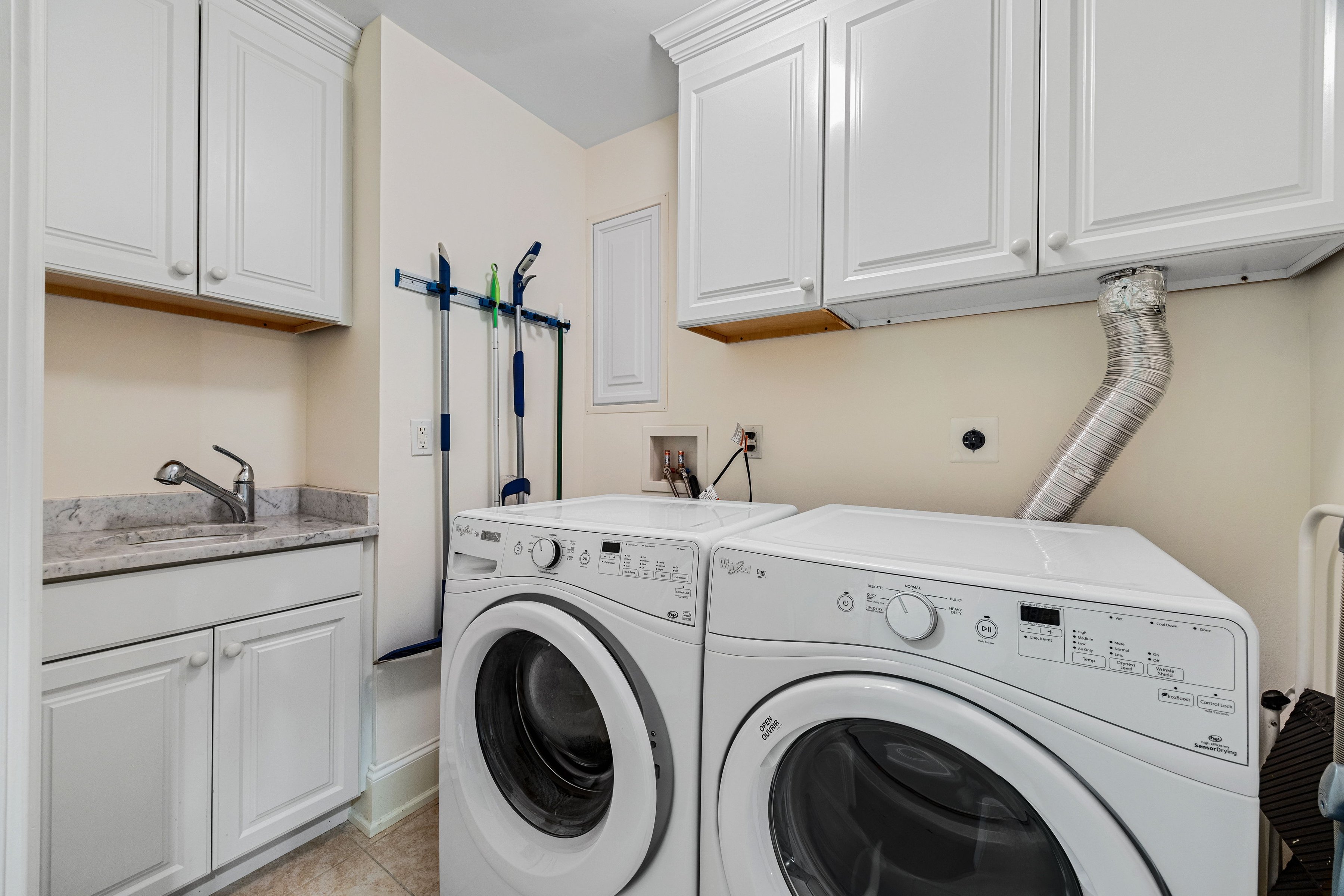 115 East Montgomery Avenue Unit 3B