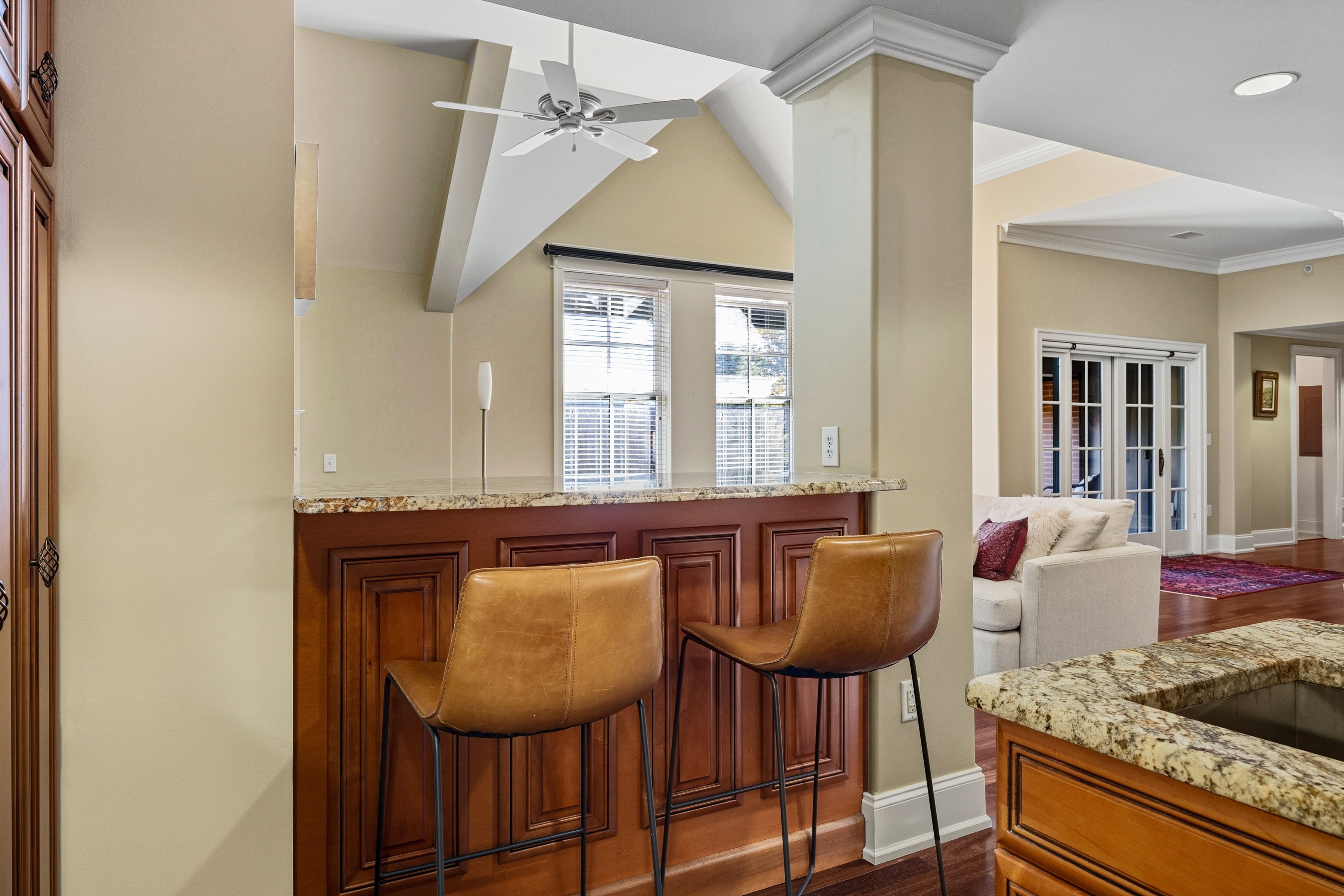 115 East Montgomery Avenue Unit 3B