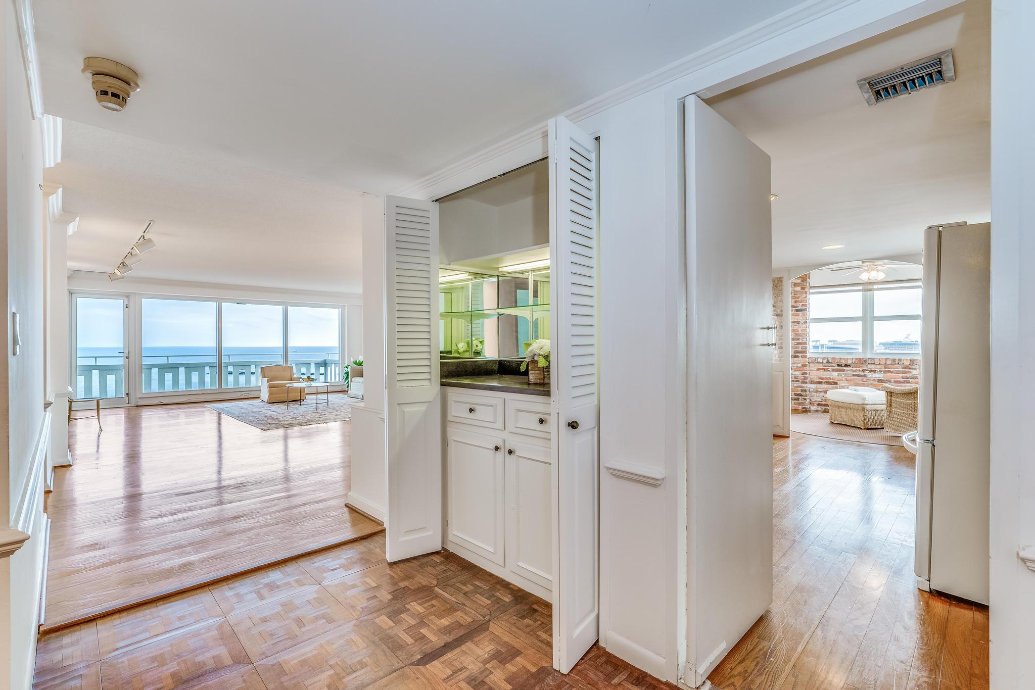 2000 S Ocean Dr 1001