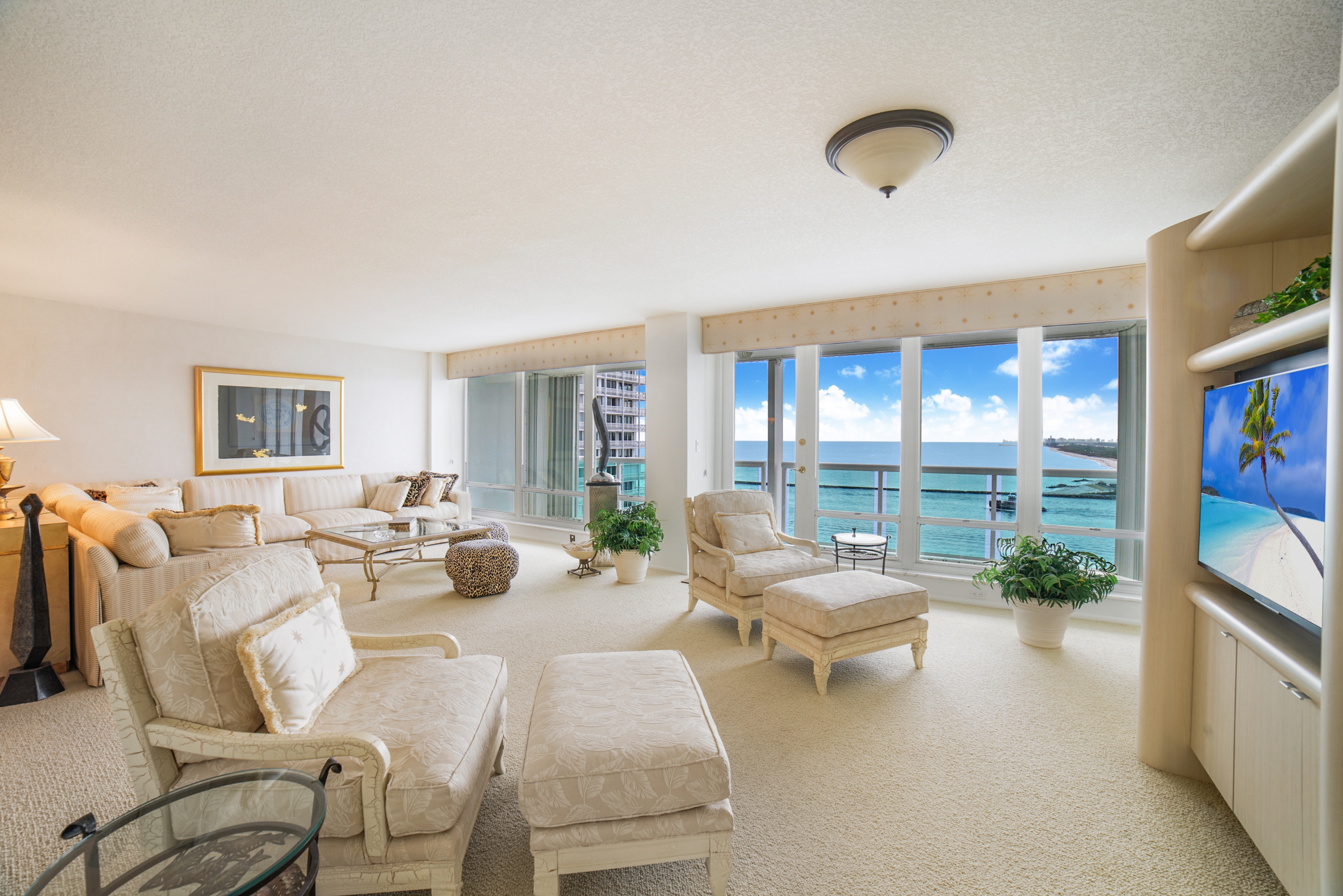 2100 S Ocean Lane #1206 