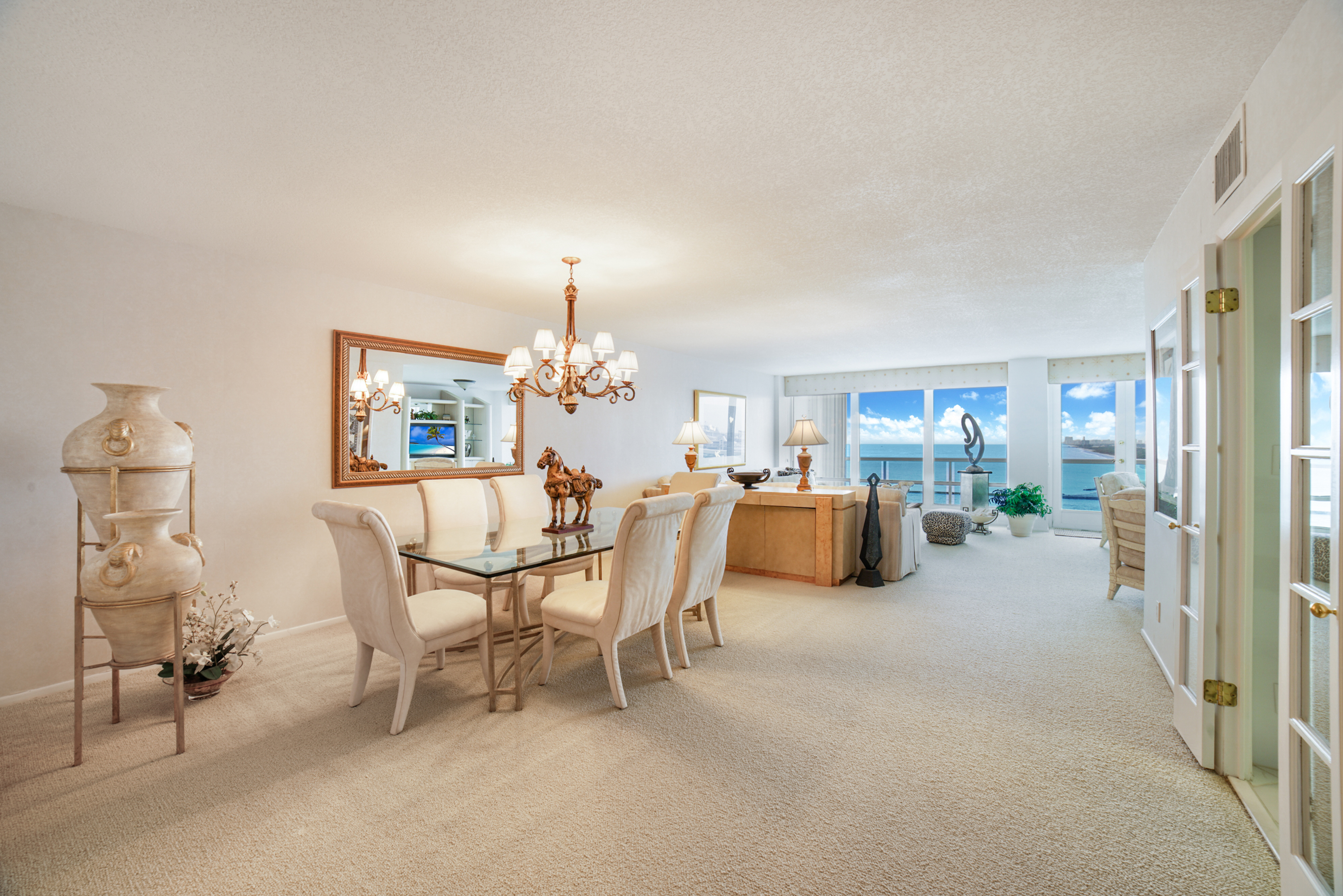 2100 S Ocean Lane #1206 